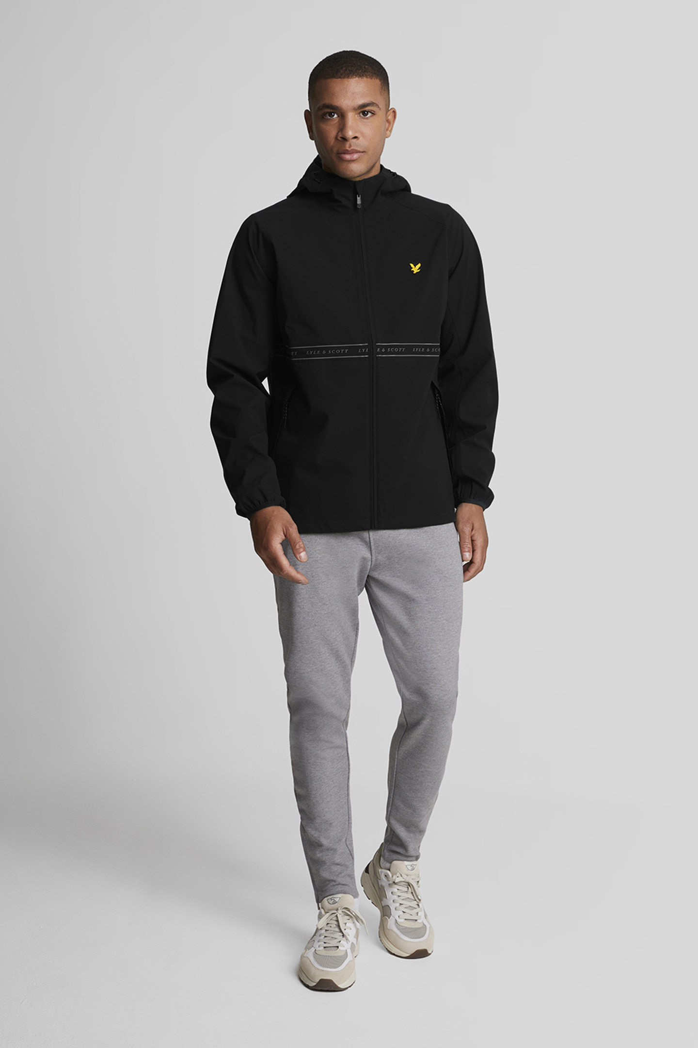 TAPE ENERGY JACKET JET BLACK 3