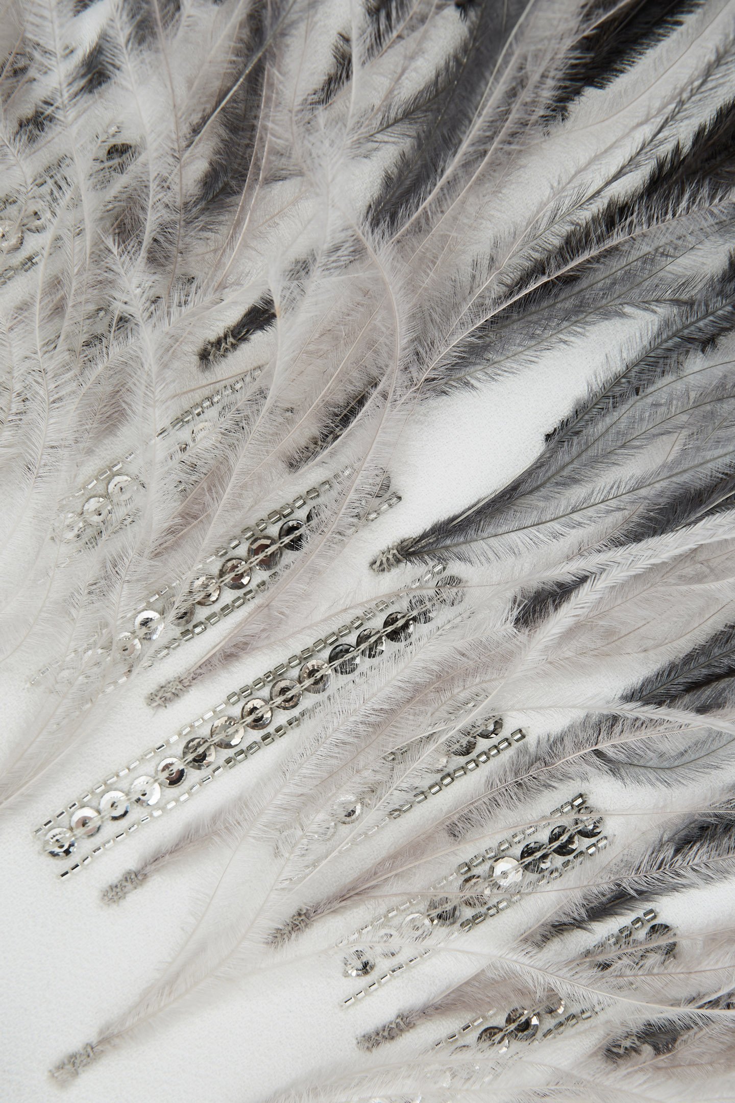 HALSTON - KENDALL -MOSS C WHITE 8