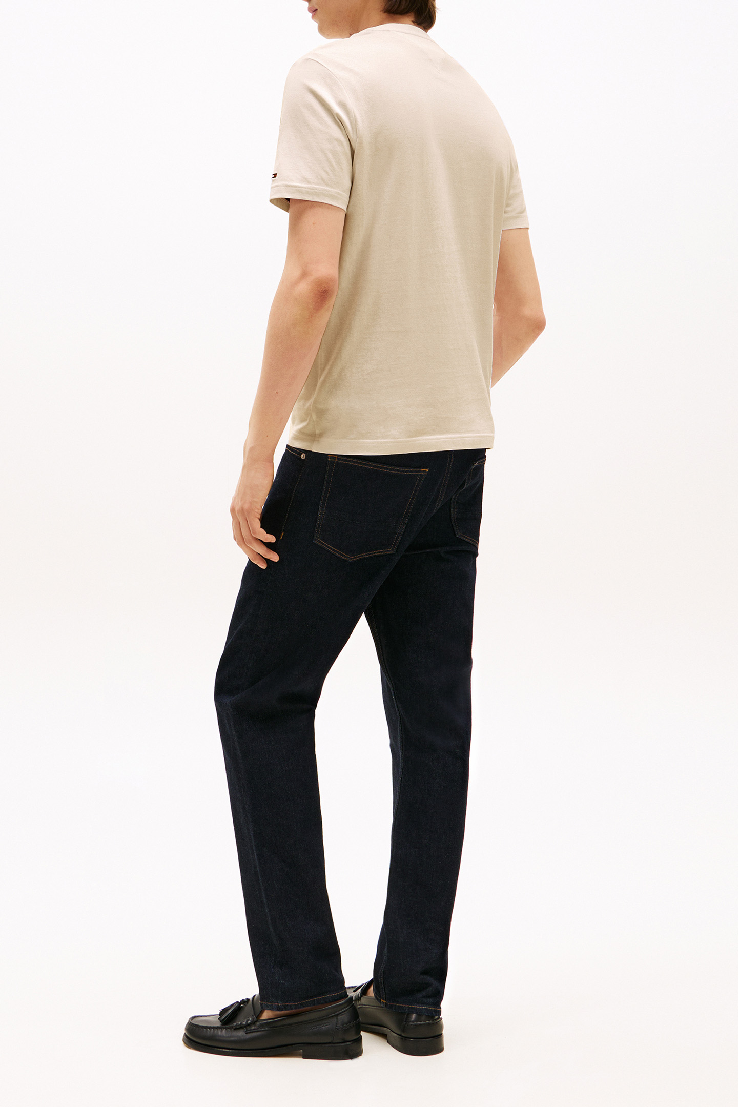 BRAND LOVE HILFIGER NEWSPRINT STANDARD FIT T-SHIRT, BEIGE 2