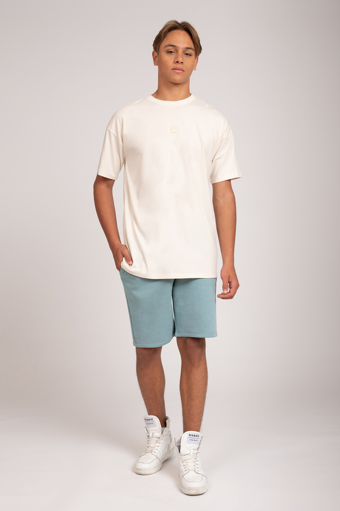 MINIMAL T-SHIRT KIT 1