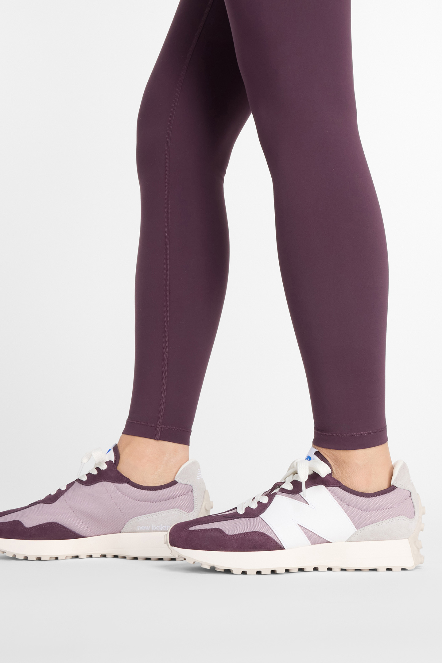 SLEEK POCKET HIGH RISE LEGGING IN PLUM 6