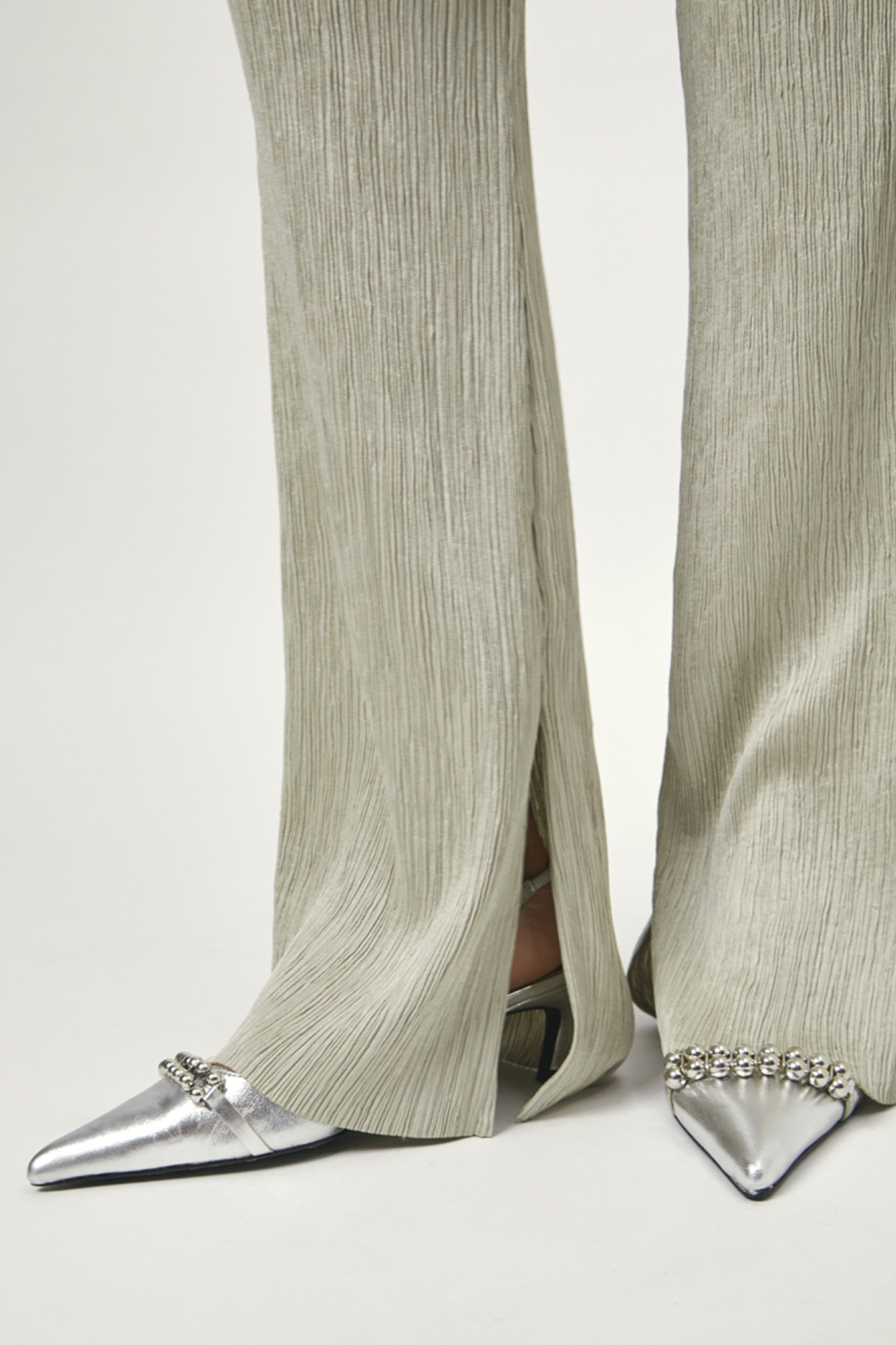 CHAZELLE PLEATED PANTS MATCHA 4