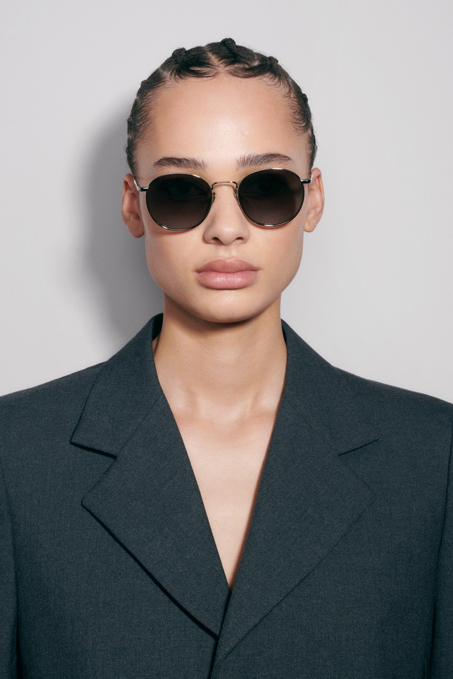 ROUND SILVER - GREY GRADIENT UNISEX 4