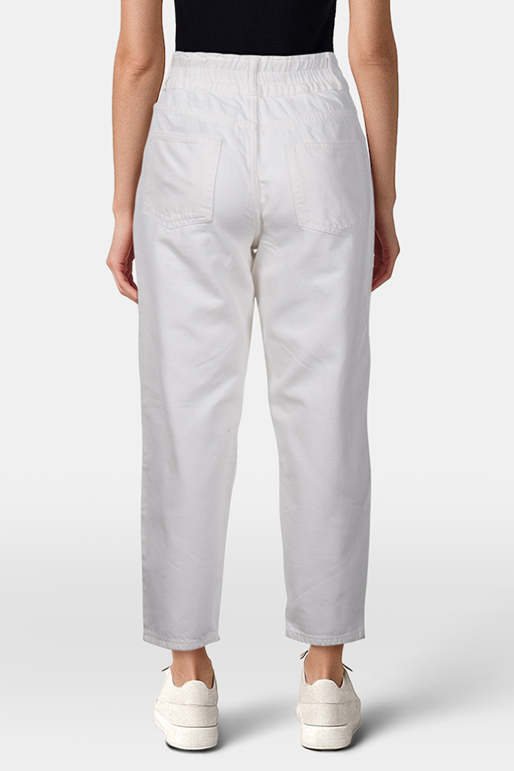 HAILEY DESTROY JEAN WHITE 2