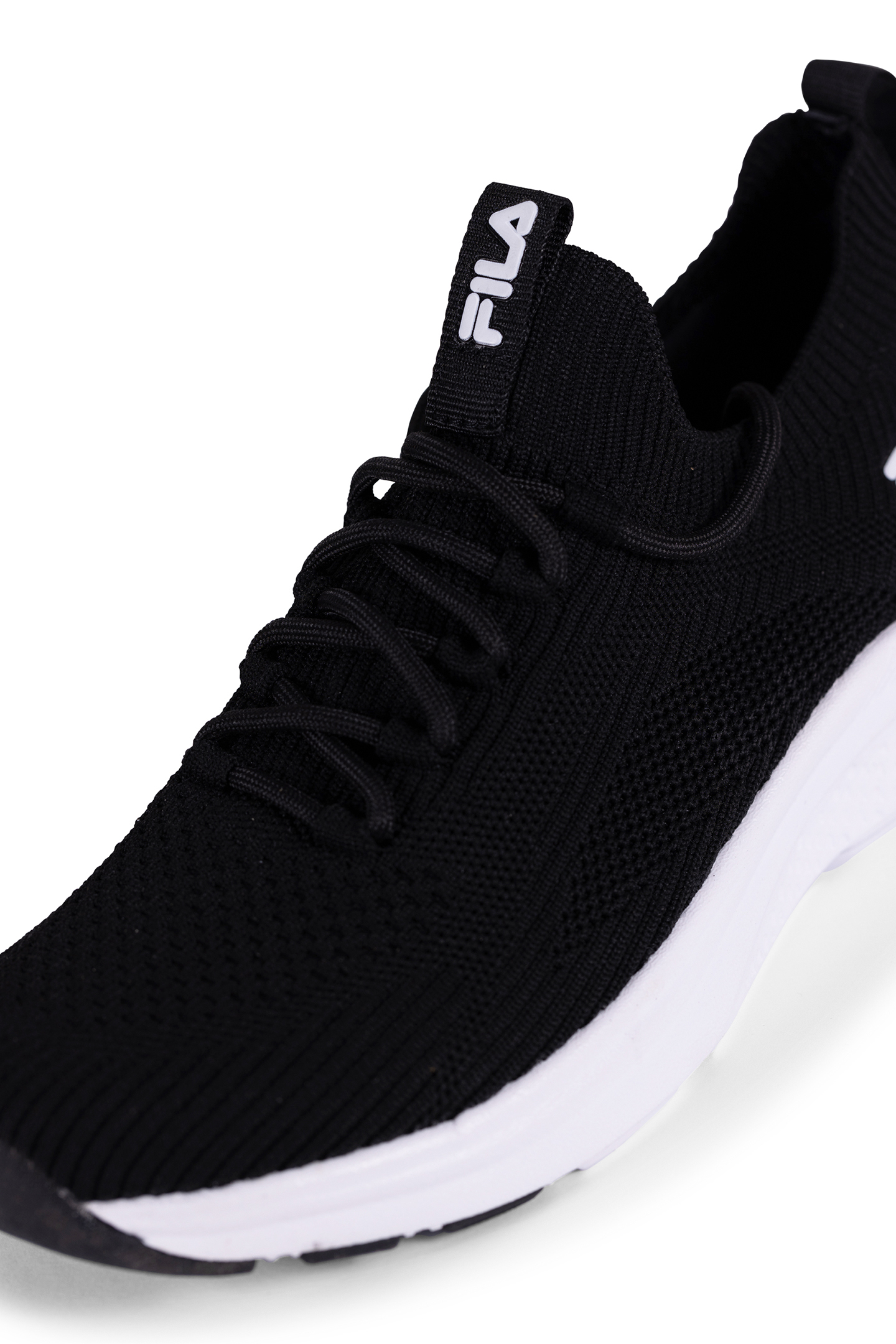 FILA RUN-IT BLACK-WHITE 6