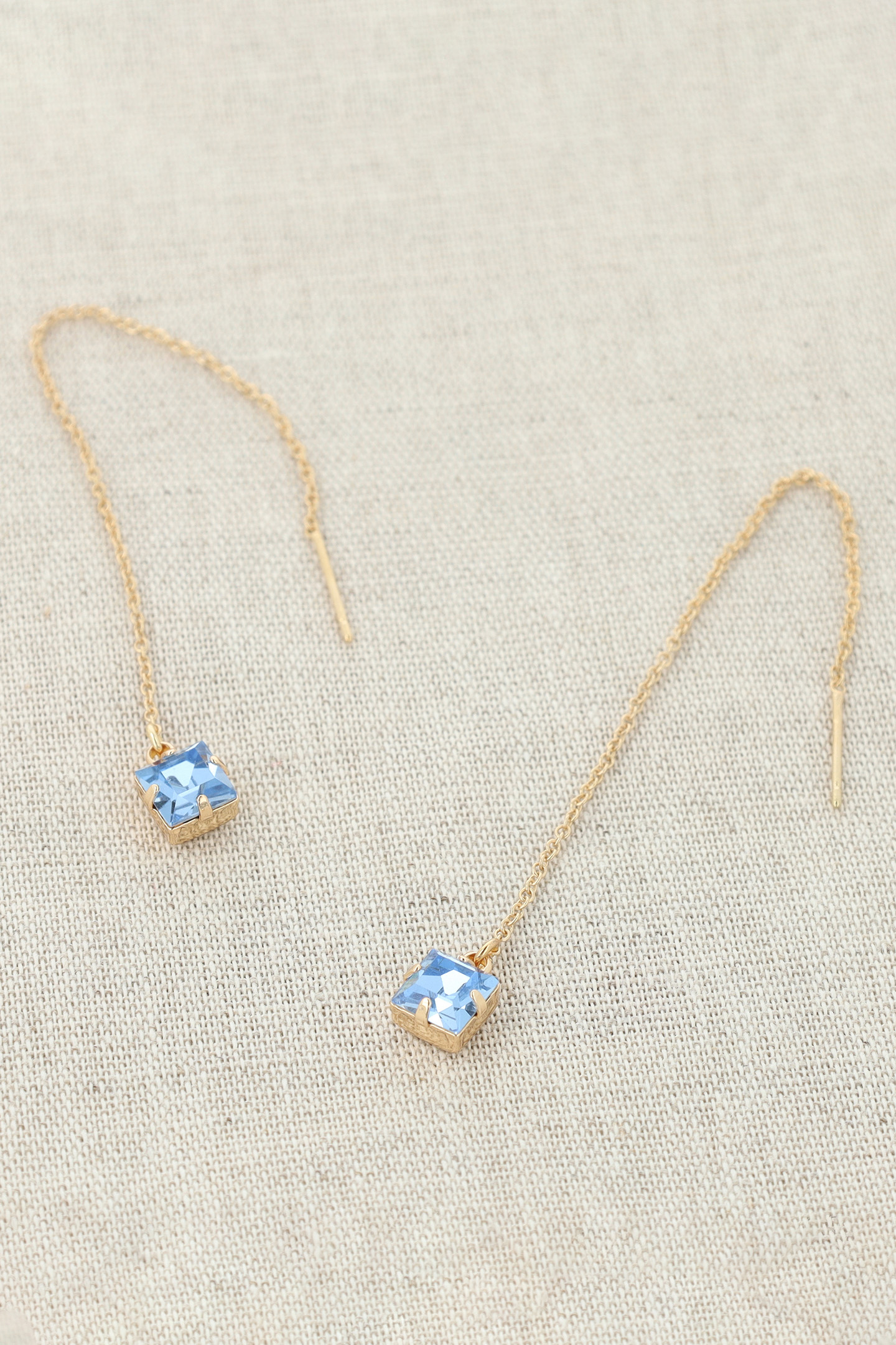 SAPPHIRE DANGLE EARRINGS 3