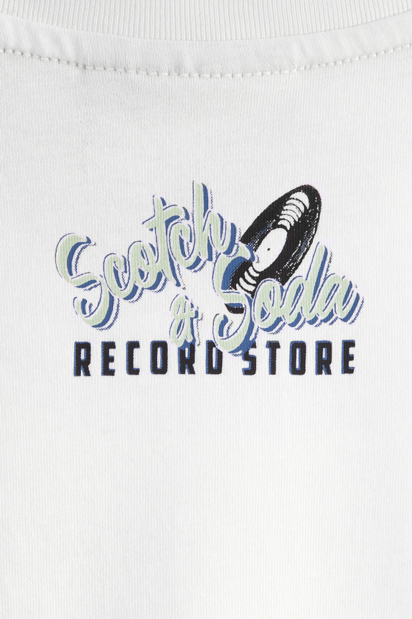 BOYS GRAPHIC TEE WHITE TRADITIONAL 4