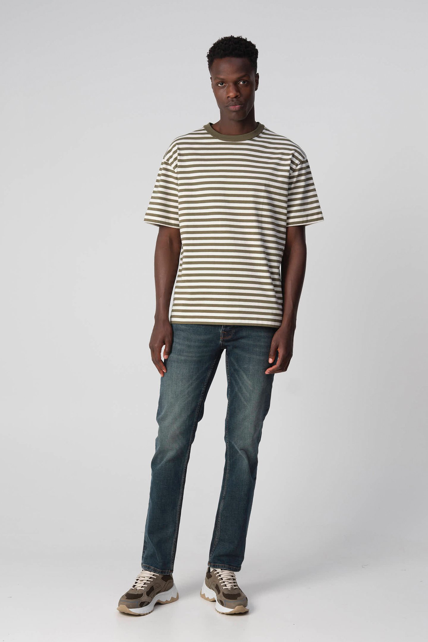 JOHNNY T-SHIRT KM OLIVE NIGHT by J.C. Rags