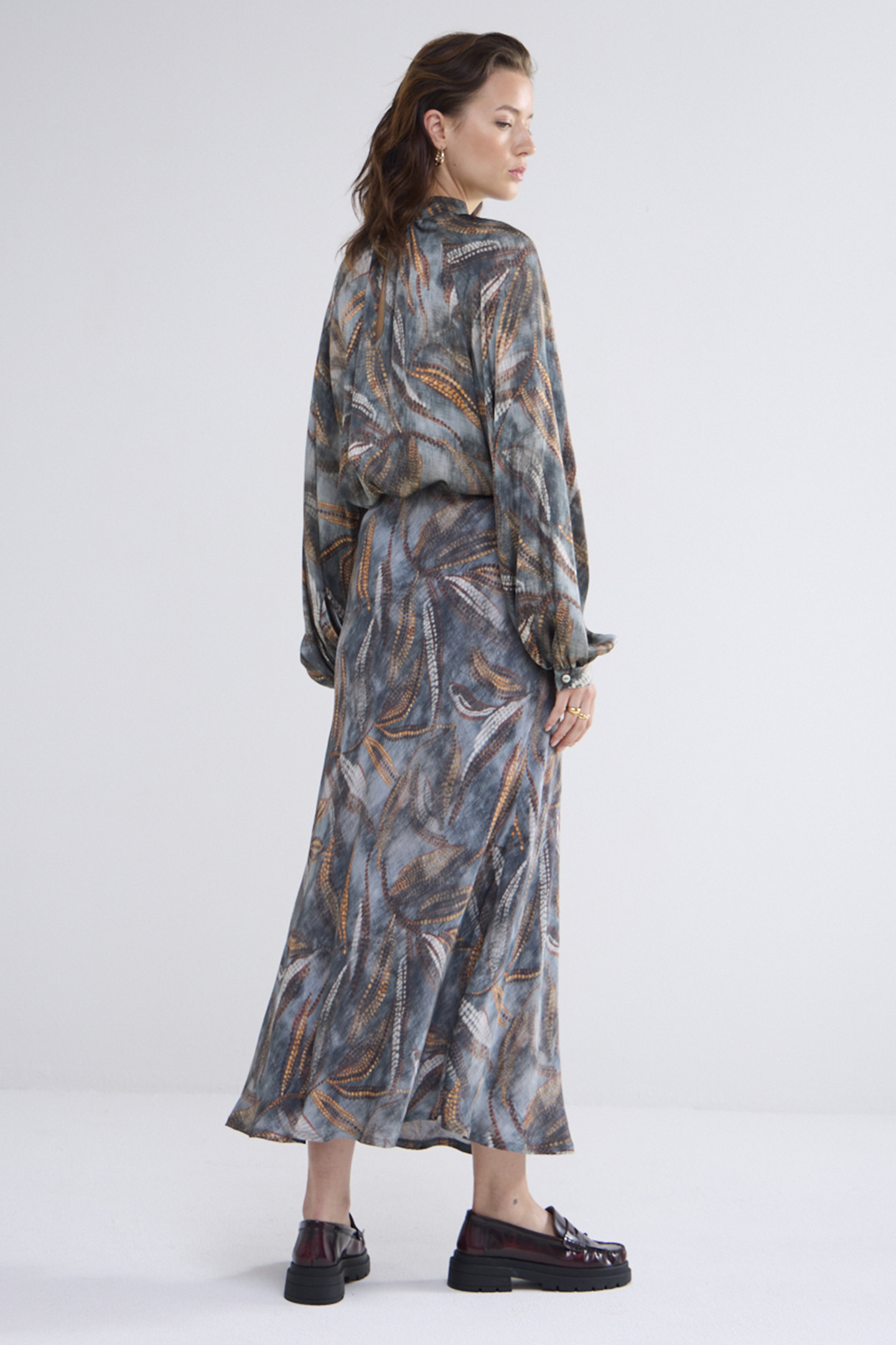 SKIRT DOTTED LEAFS GREYS 3