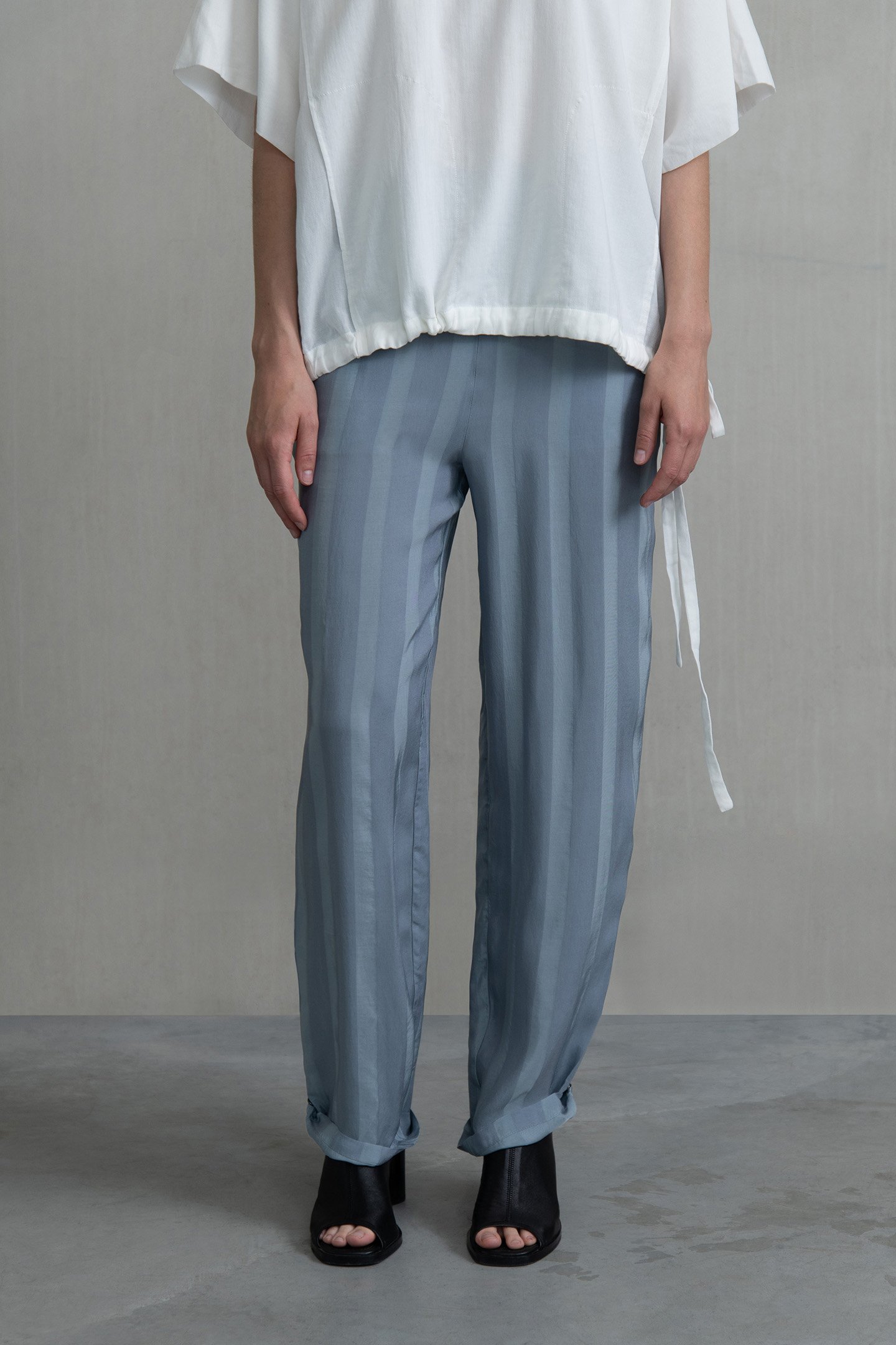 SANDA S TROUSERS STEEL by Humanoid