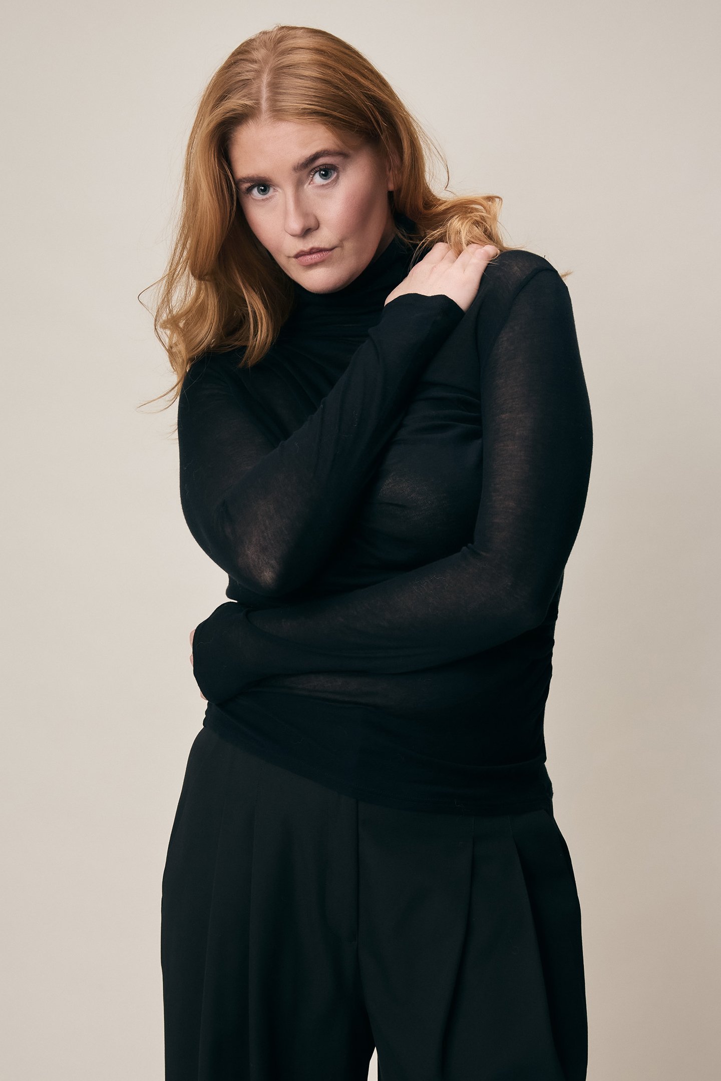 FIR BLACK by VIVEH