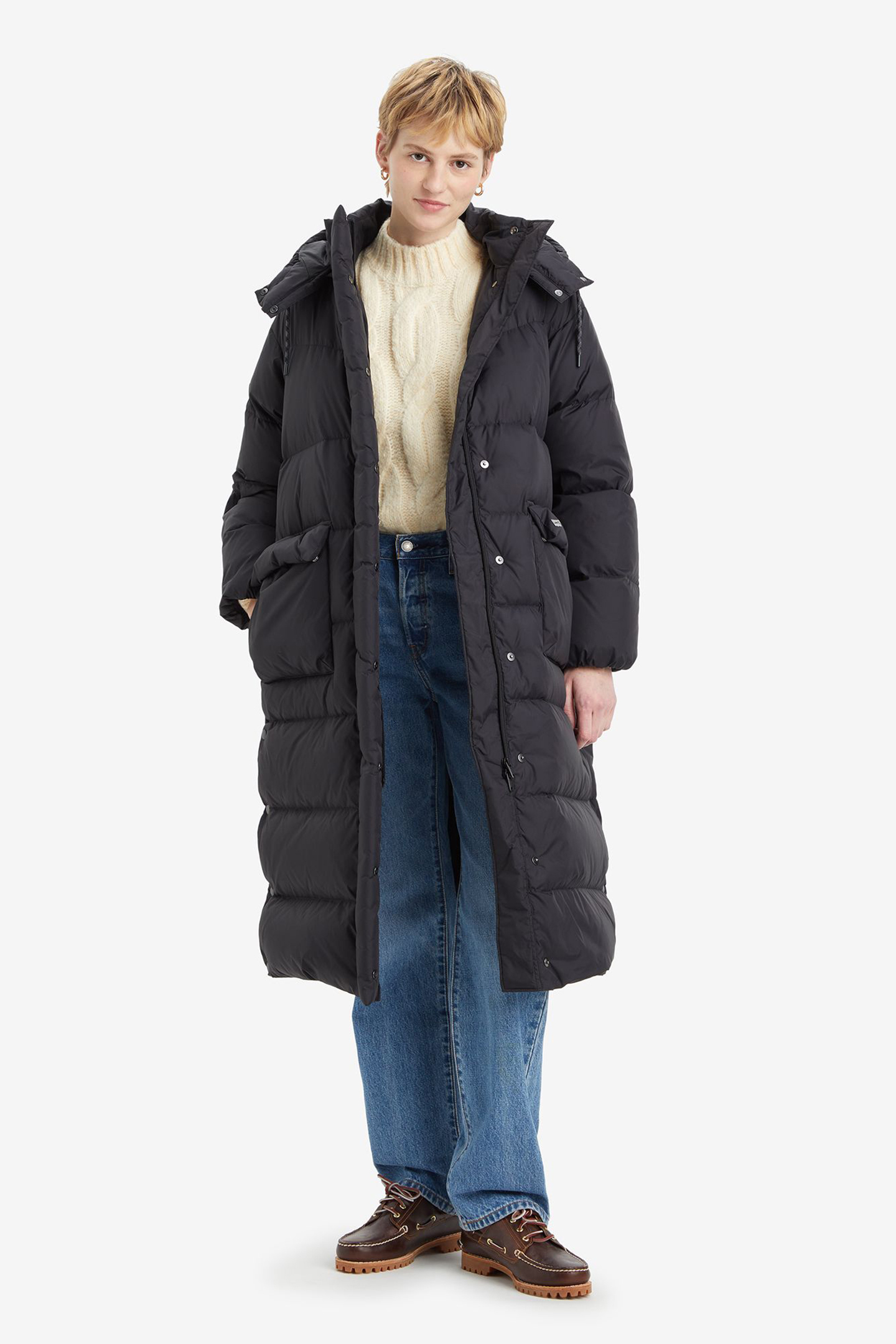 PUFFER COAT IN BLACK 1