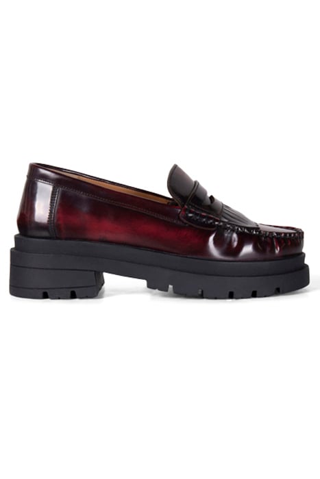 SHINY LEATHER LOAFER WITH RUBBER SOLE PURPLES by Summum Woman