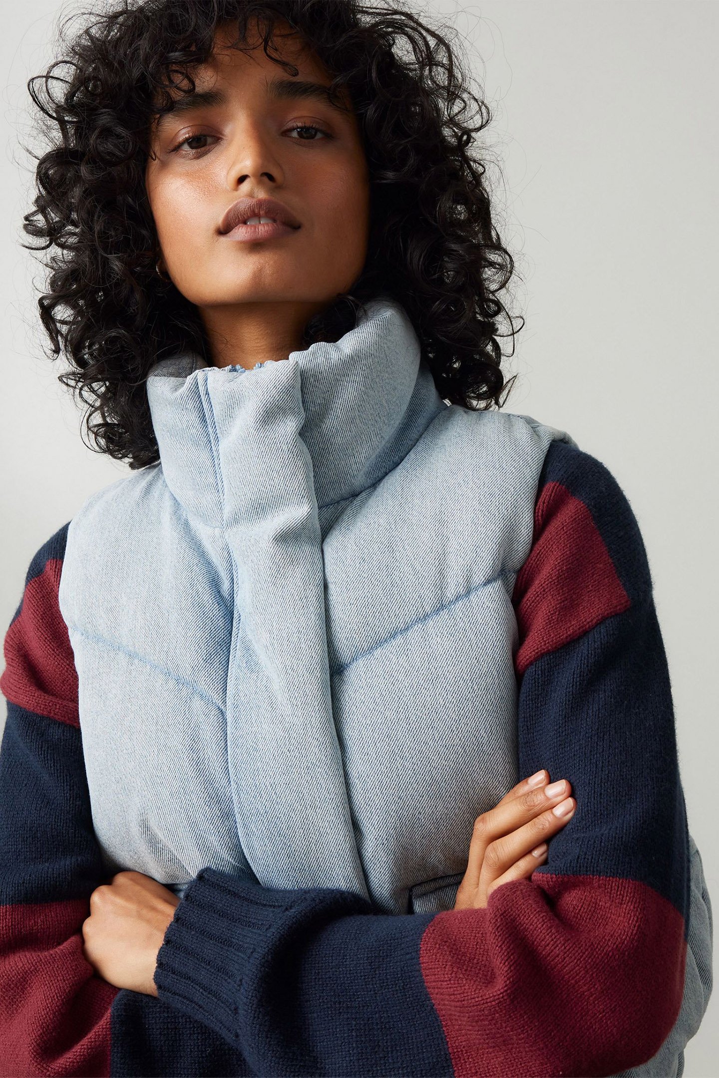 WESTERN BUBBLE PUFFER VEST IN BLUE 5