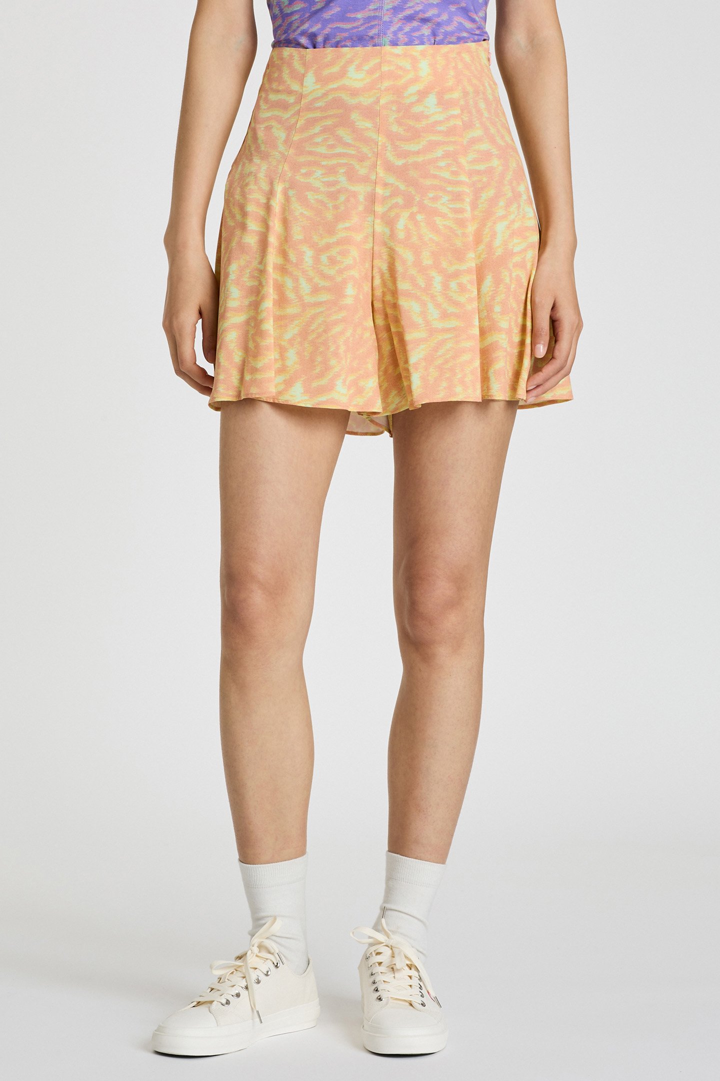 WOMENS SHORTS OCHRE YELLOW 1