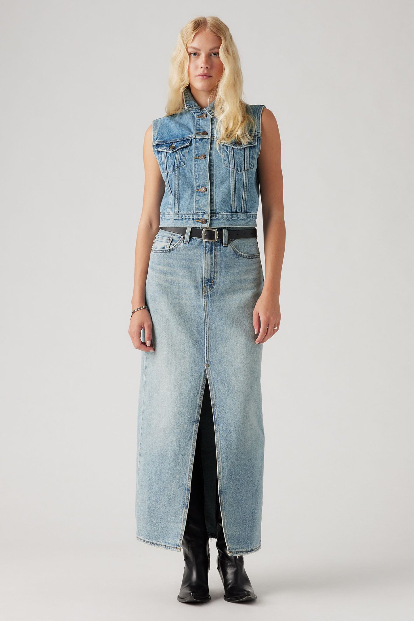 ANKLE COLUMN SKIRT PLEASE HOLD by Levi's