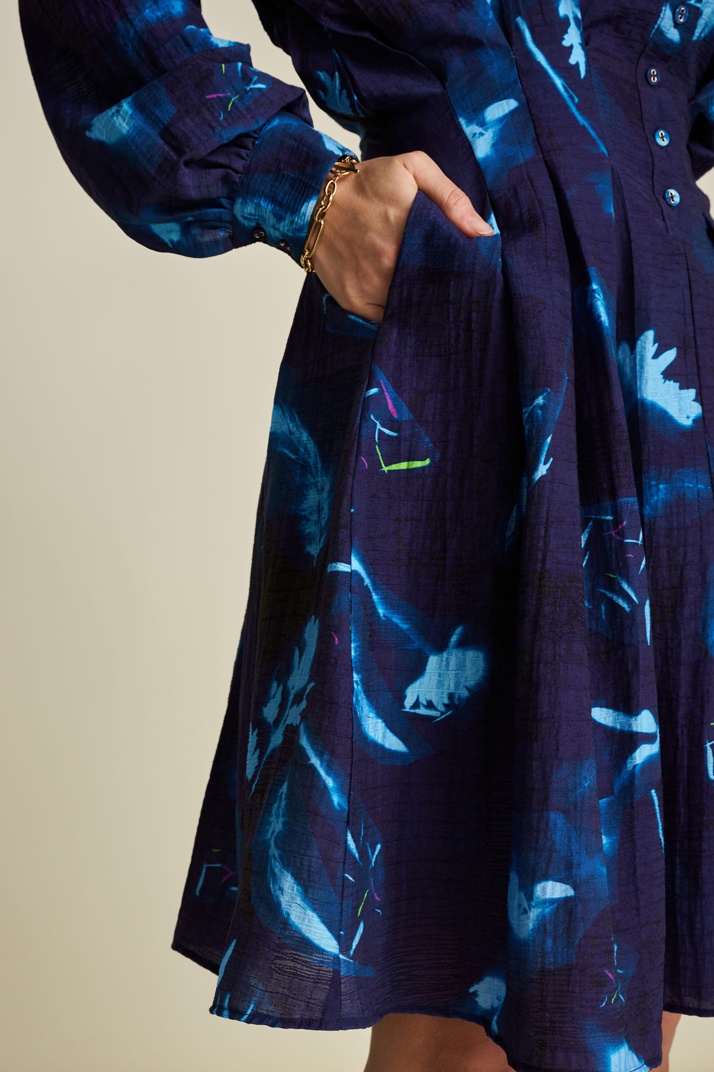 DRESS - FEATHERS AND FLORALS 7