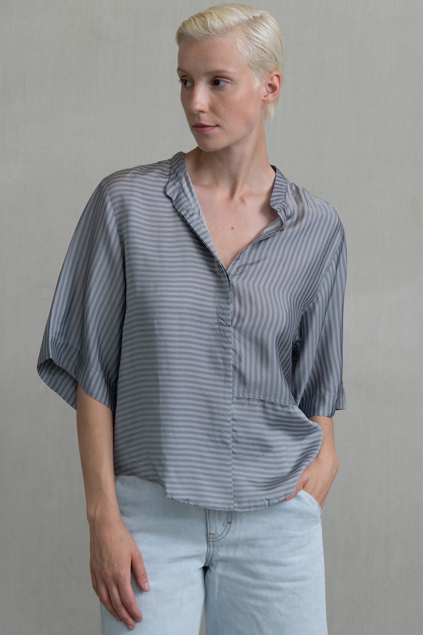 SOLANNE R TOP IRON by Humanoid