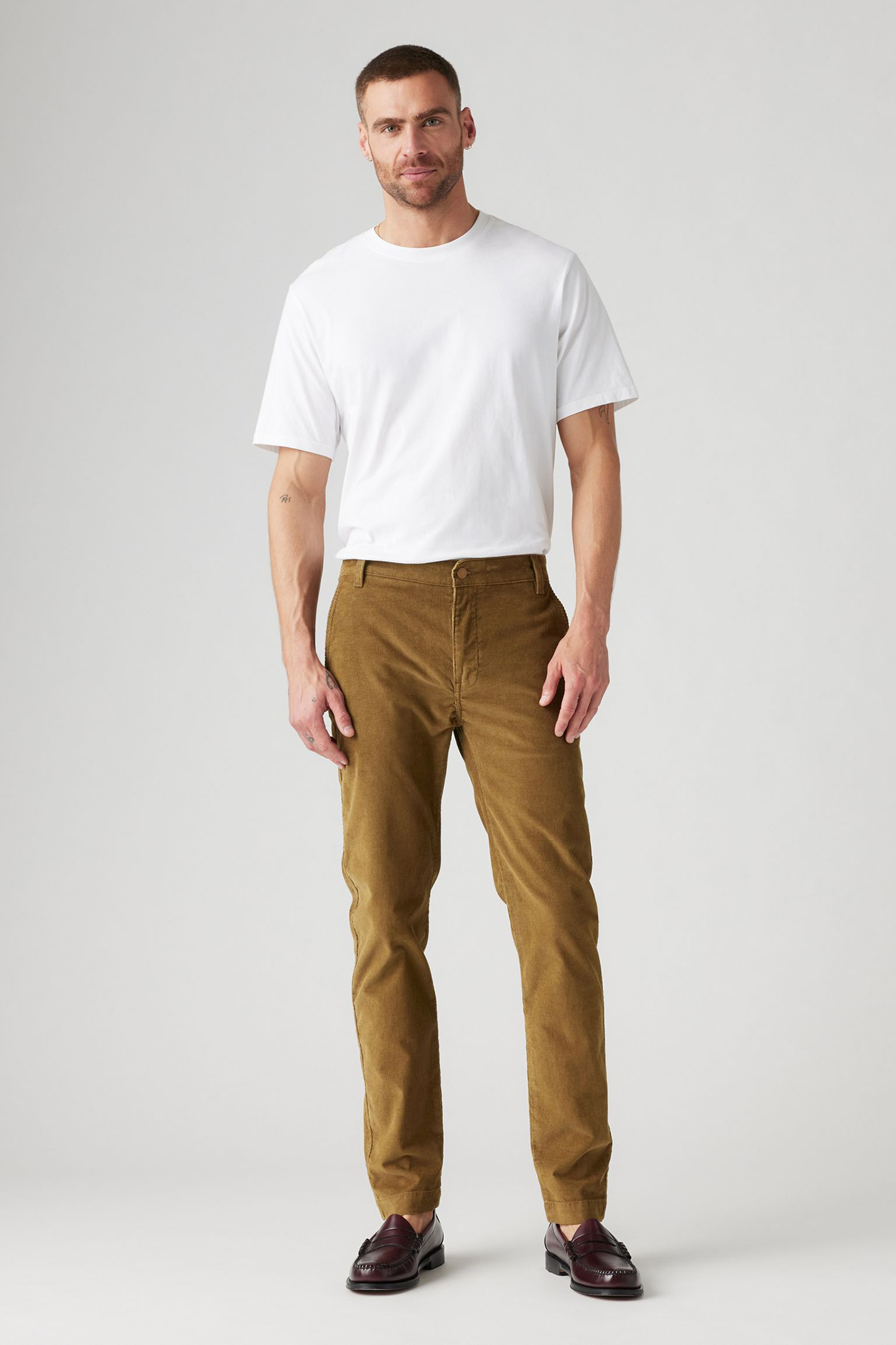 XX CHINO SLIM II KARLA BROWN S 14W CORD 2