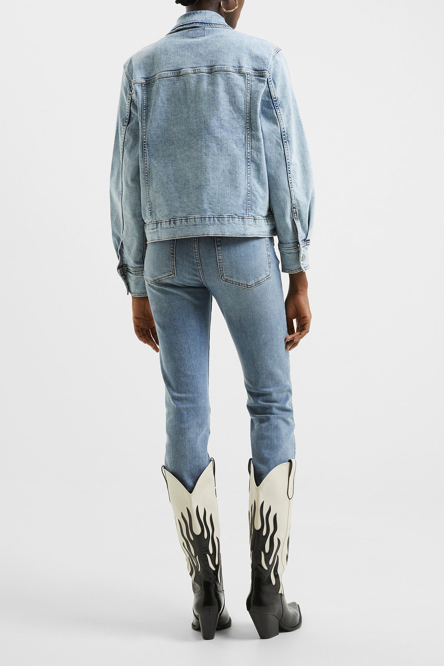 STRETCH TRUCKER JCKT BLEACHED OUT 2