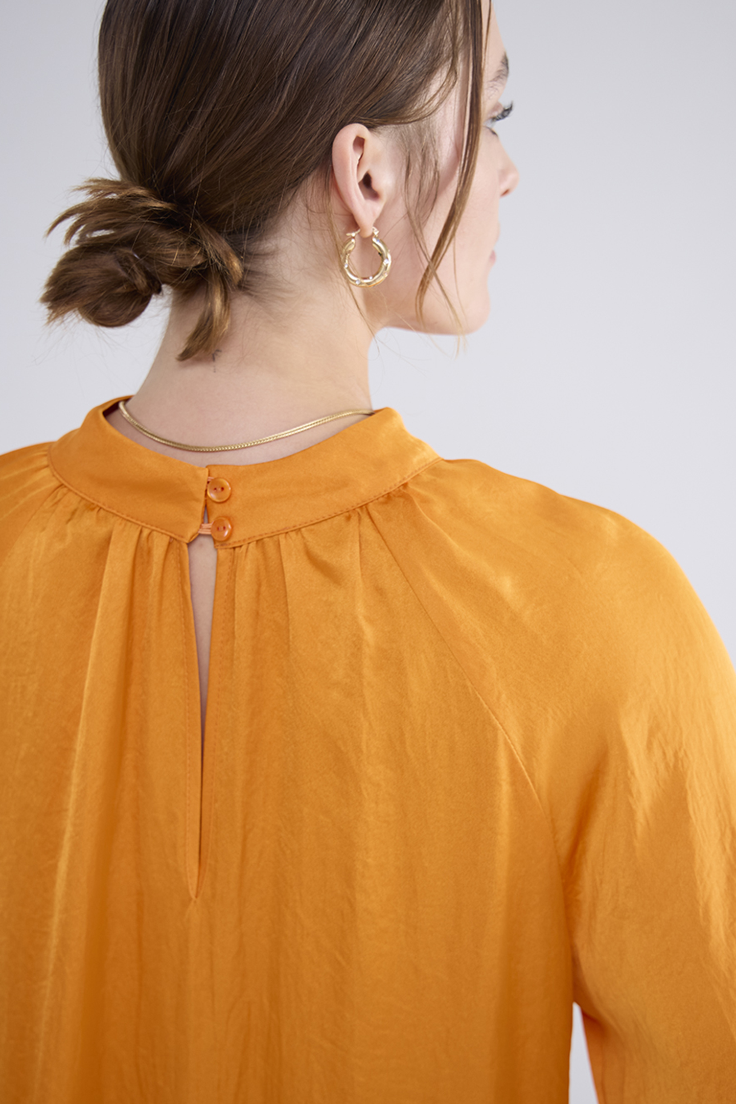 TOP HIGH NECK SILKY TOUCH REDS 4