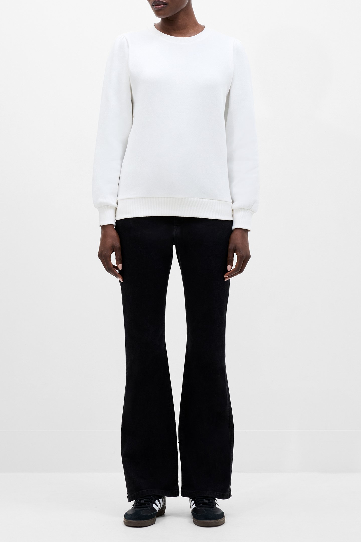 FC PUFF SLEEVE SWEAT WHITE by French Connection