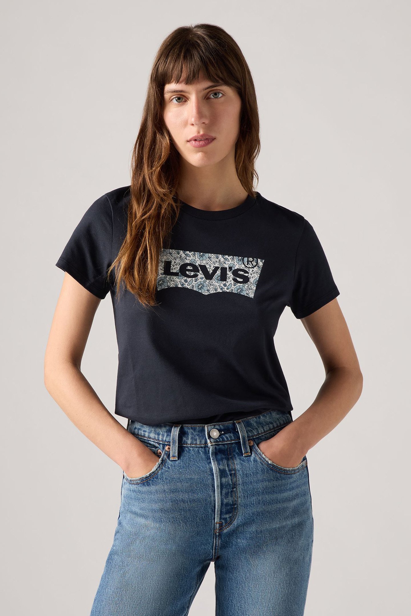 THE PERFECT TEE ANANDA FLORAL PRINT BW ANTHRACITE by Levi's