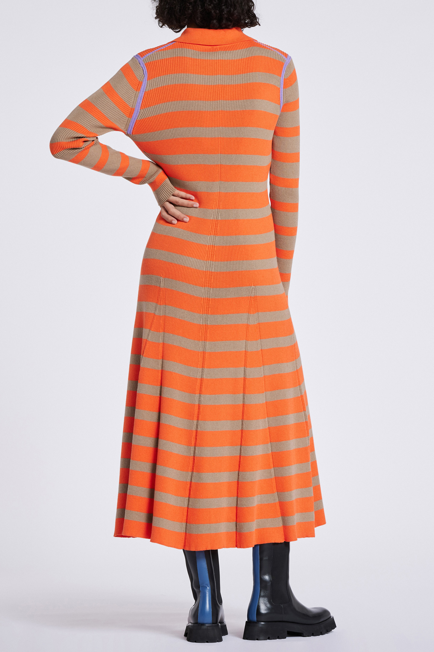 WOMENS KNITTED DRESS GOOSE BEAK 2