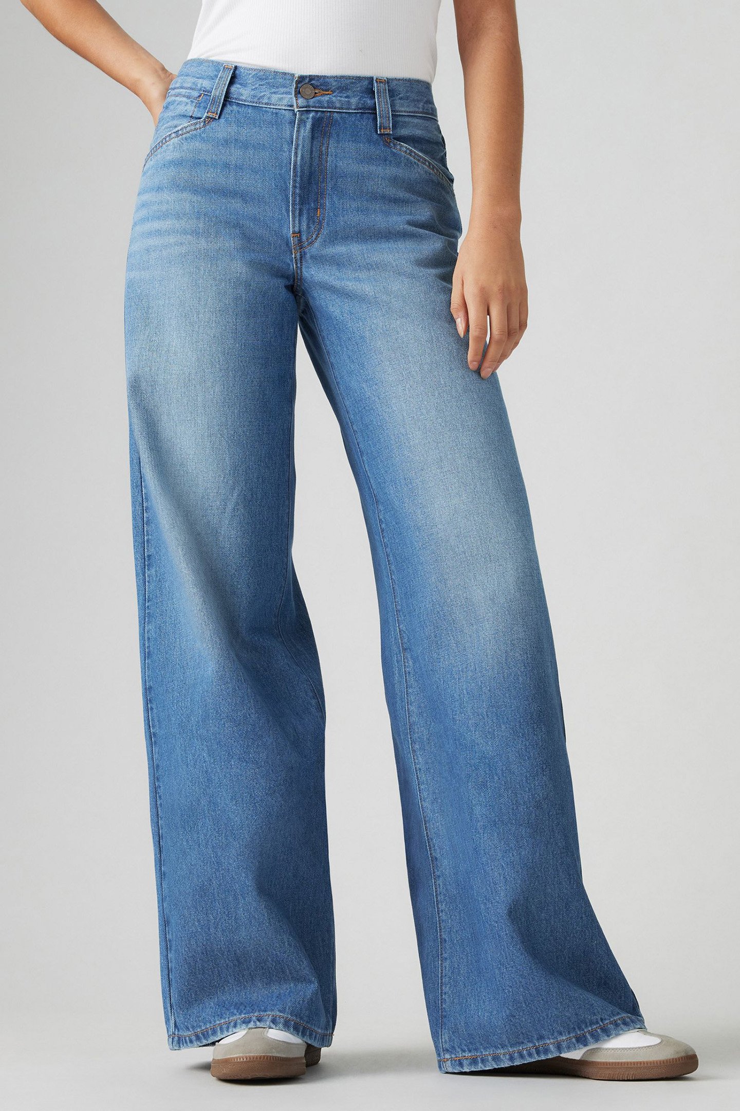 94 BAGGY WIDE LEG IT'S GONNA BE MAY by Levi's