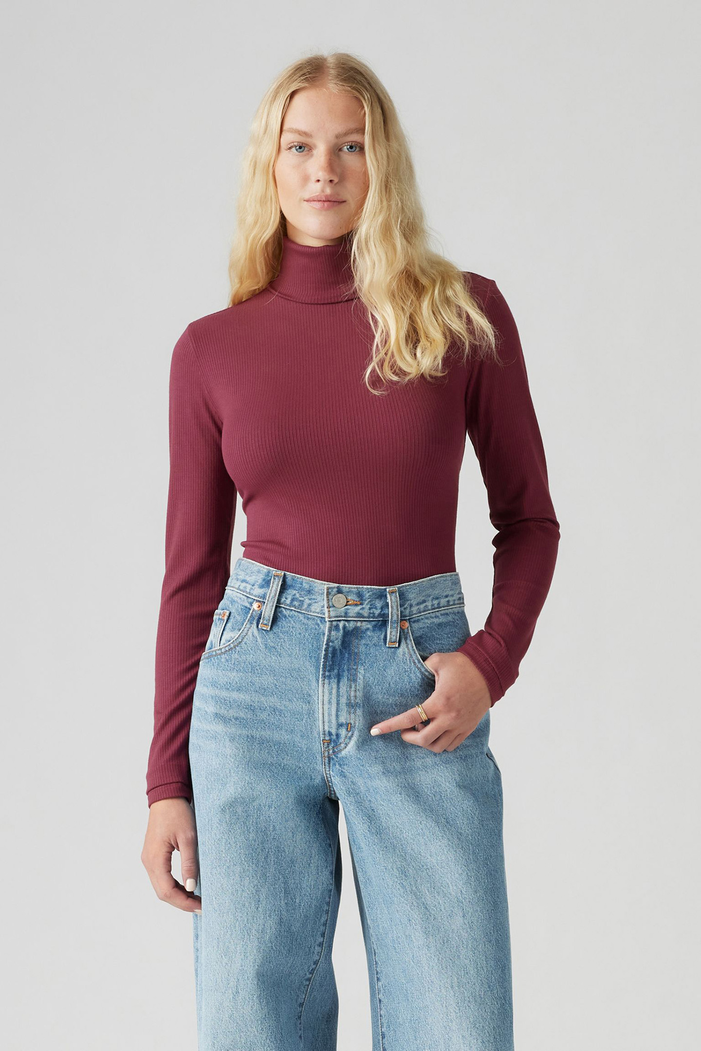 DREAMY TURTLENECK BURGUNDY 1
