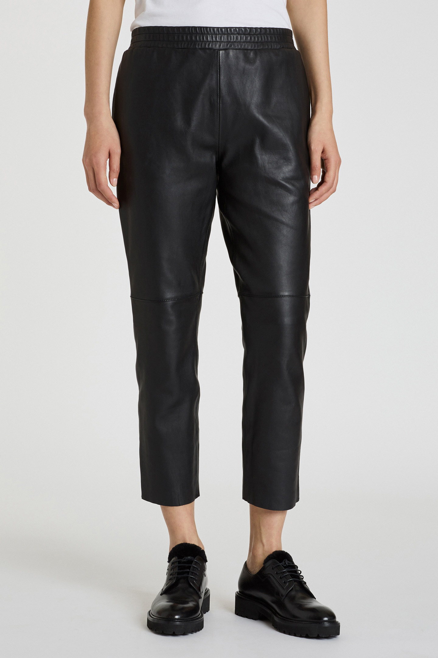 WOMENS TROUSERS LEATHER BLACK 1