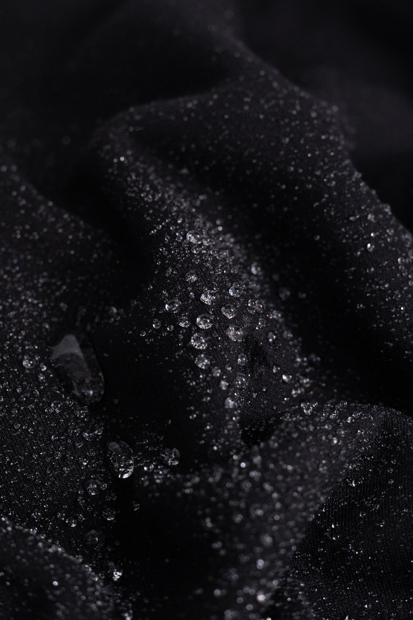 BLACK ZIPPED WATERPROOF BREATHABLE CARDIGAN 8