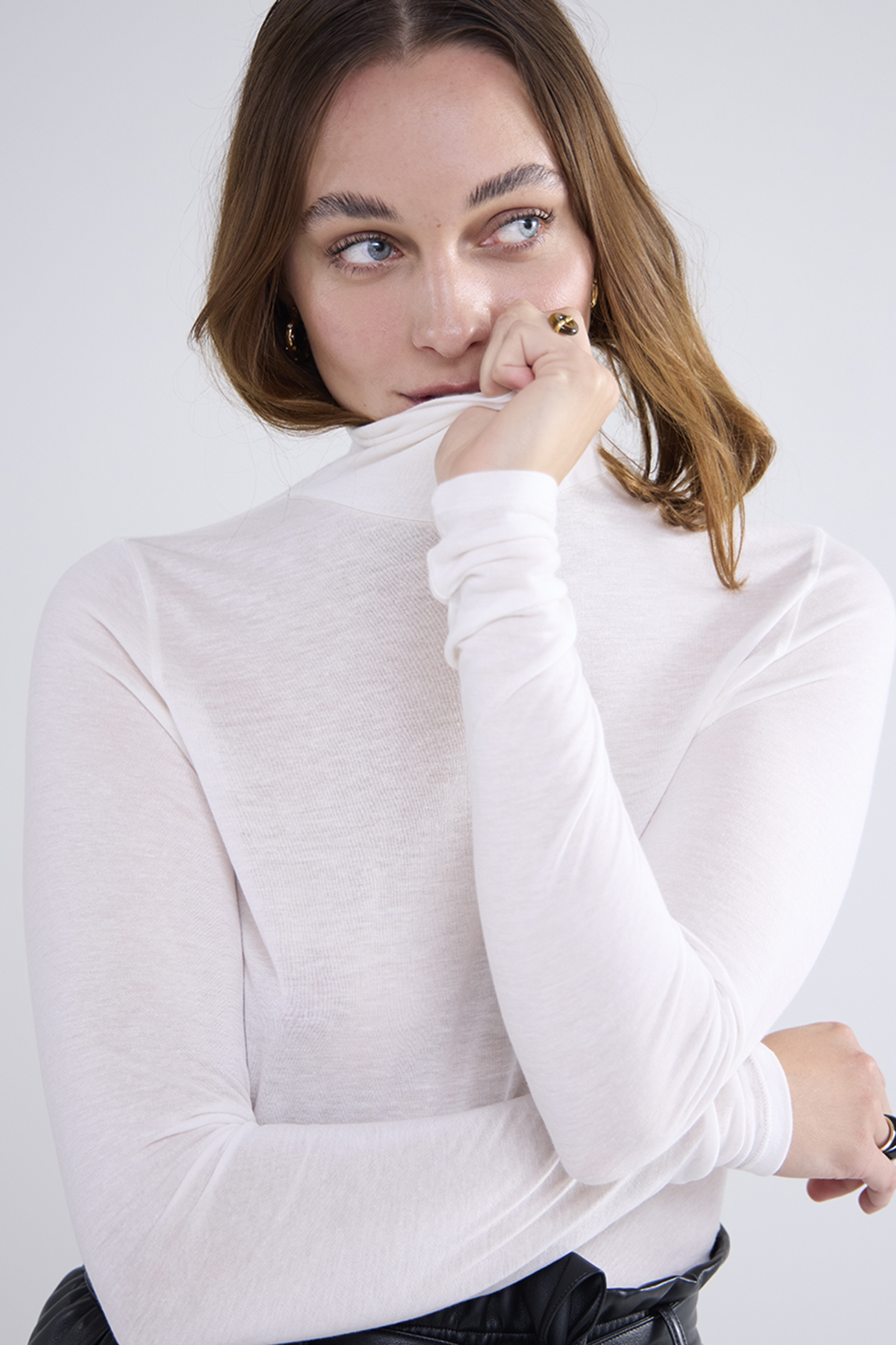 TURTLE NECK TOP LYOCELL WOOL BASICS WHITES 3