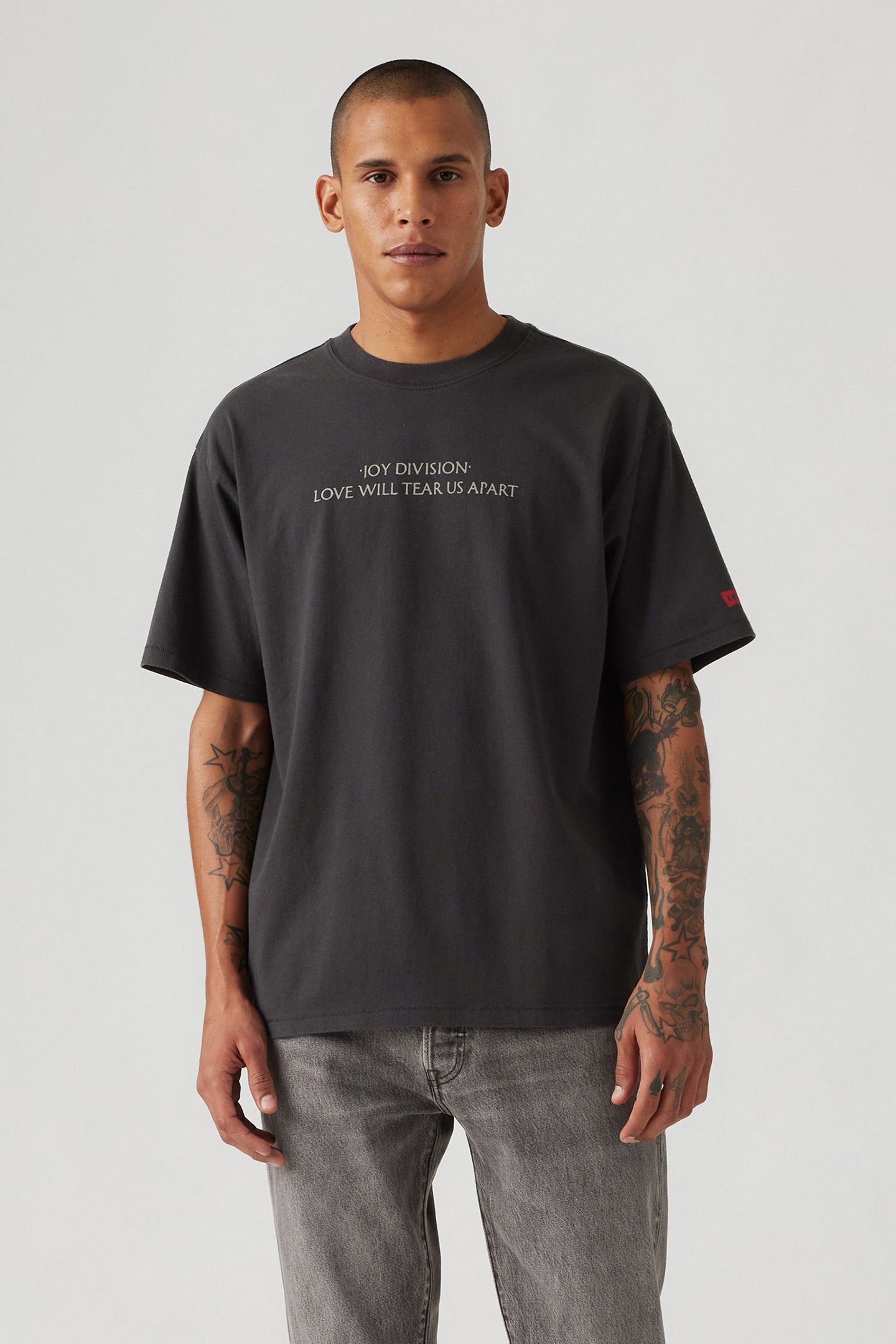 BAND TEE JD LOVE WILL TEAR US APART CAVIAR by Levi's