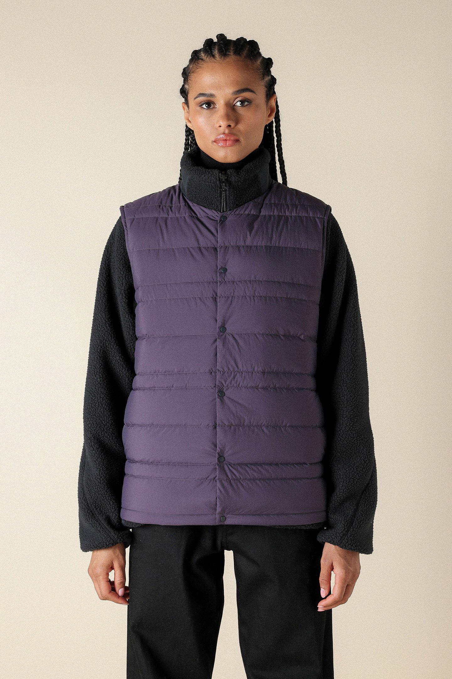 UNISEX SL BT LIGHTWEIGHT DOWN VEST MIDNIGHT PLUM by Mizuno