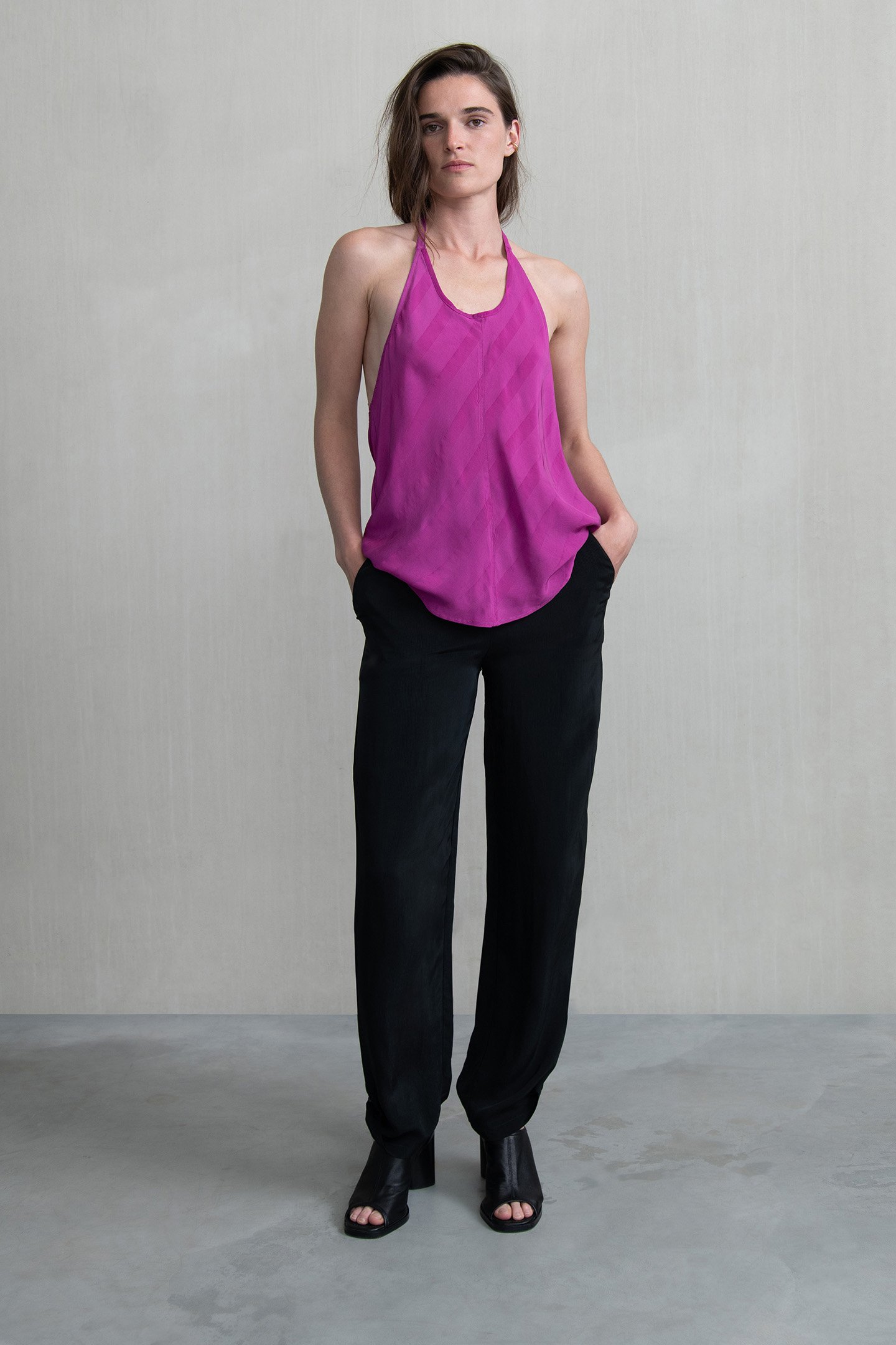 DACIO S TOP PEONY by Humanoid