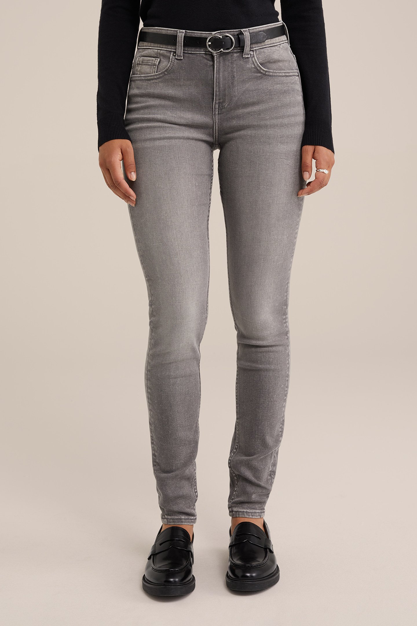 5-POCKET MID WAIST LIGHT GREY by WE Fashion