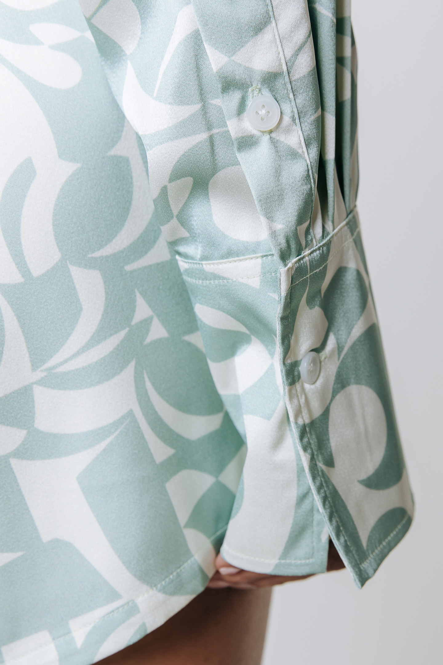 OLET SWIRL SATIN BUTTON DOWN BLOUSE LIGHT MINT 4