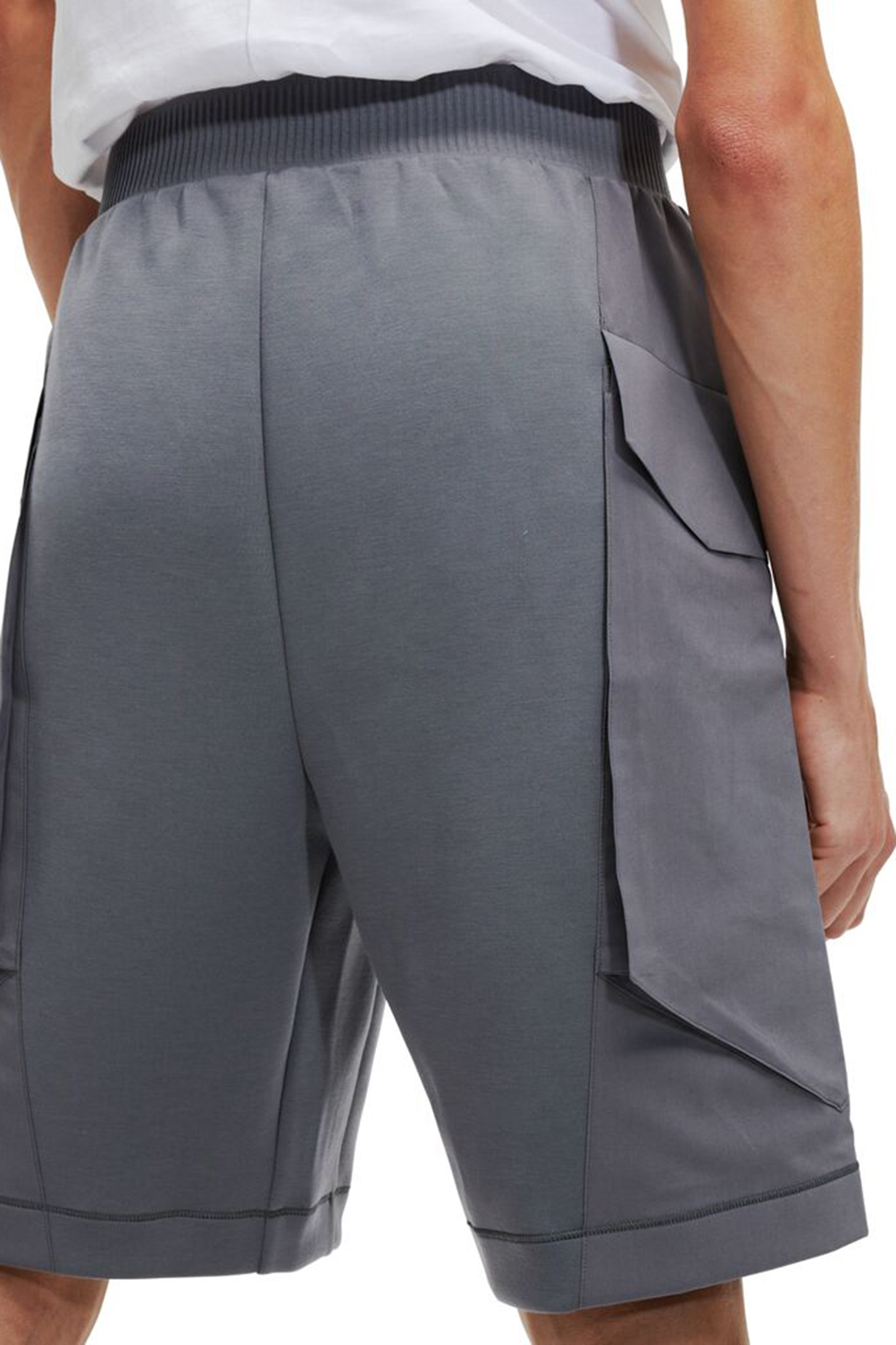 MOVEMENT SHORTS 1 ROCK 7