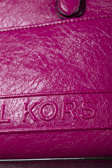 SMALL MESSENGER BAG IN PINK 4