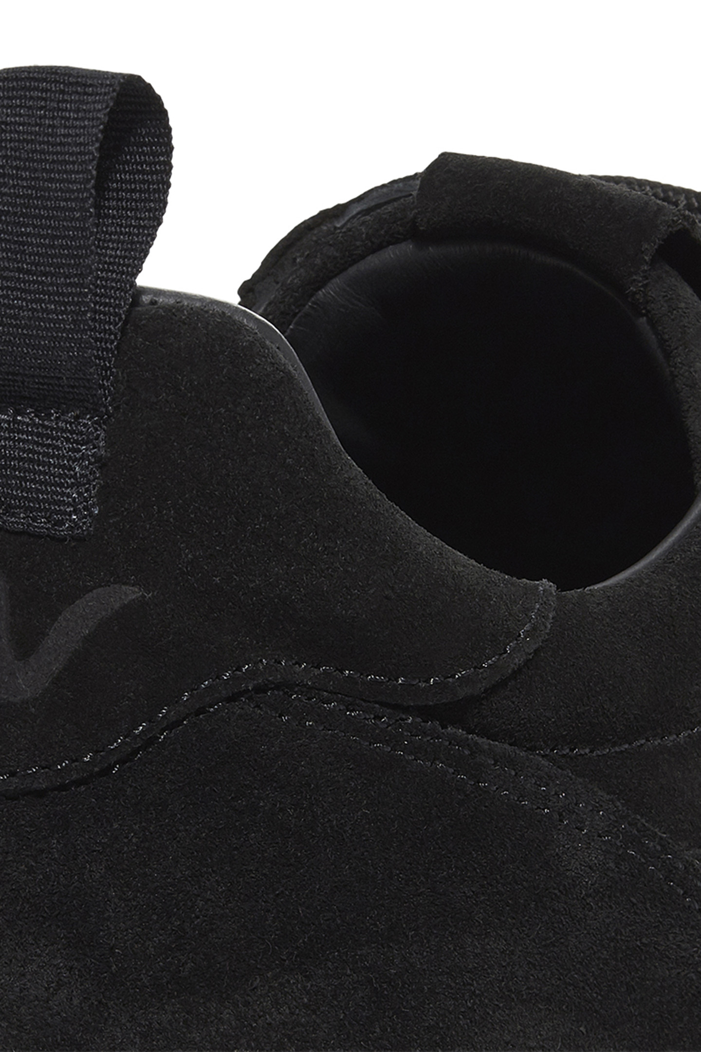 NORRIS | LIGHTWEIGHT RUNNER PURE BLACK 3