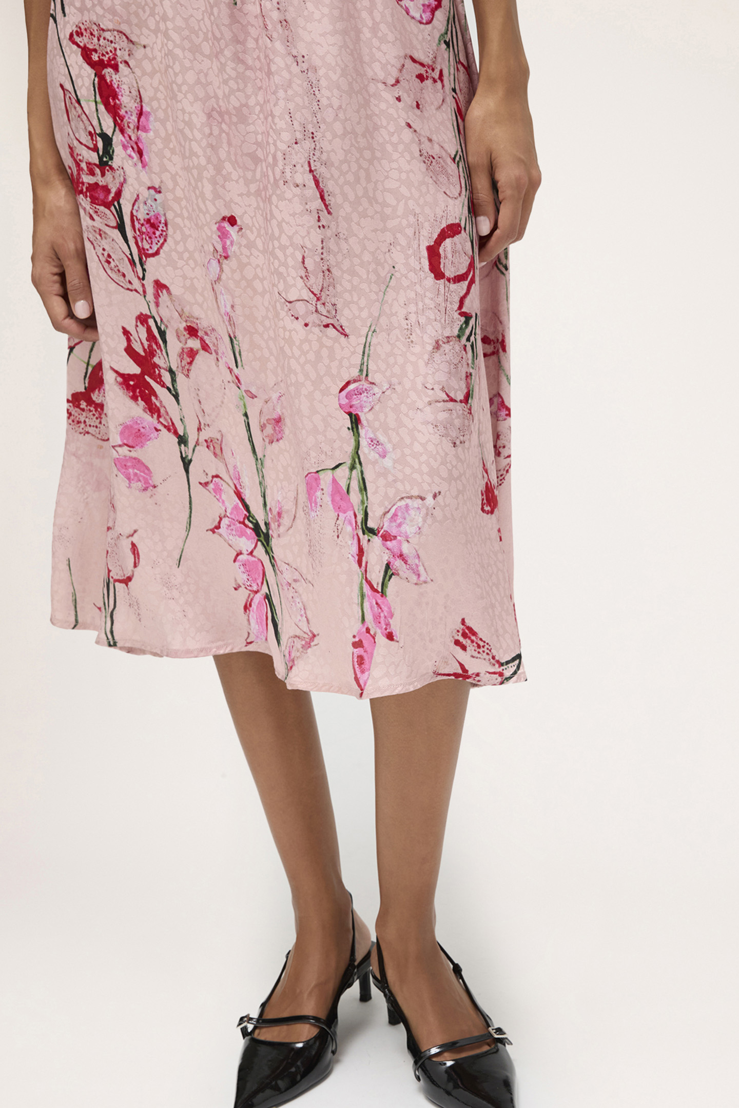 SATIN DRESS WITH FLOWER PATTERN PINK 5