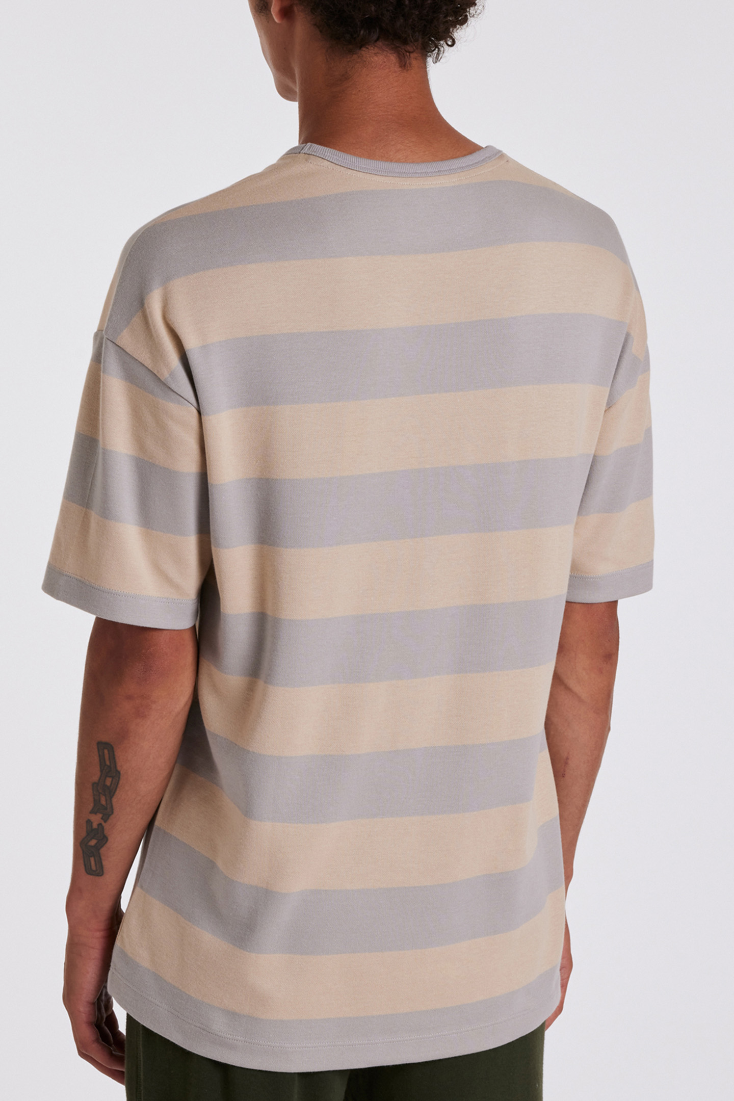 MEN TSHIRT RELAXED GREY 2