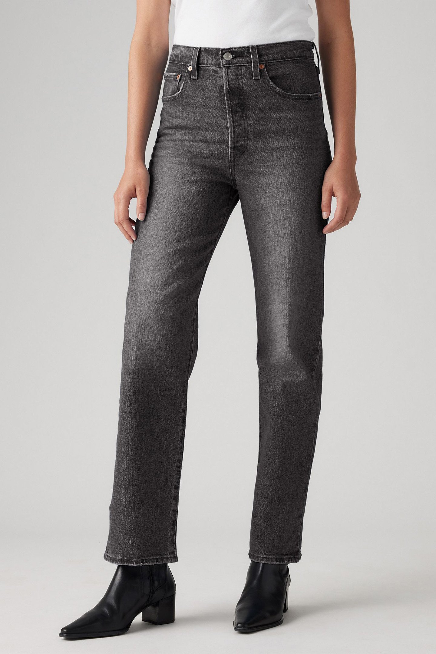RIBCAGE STRAIGHT ANKLE WELL WORN by Levi's