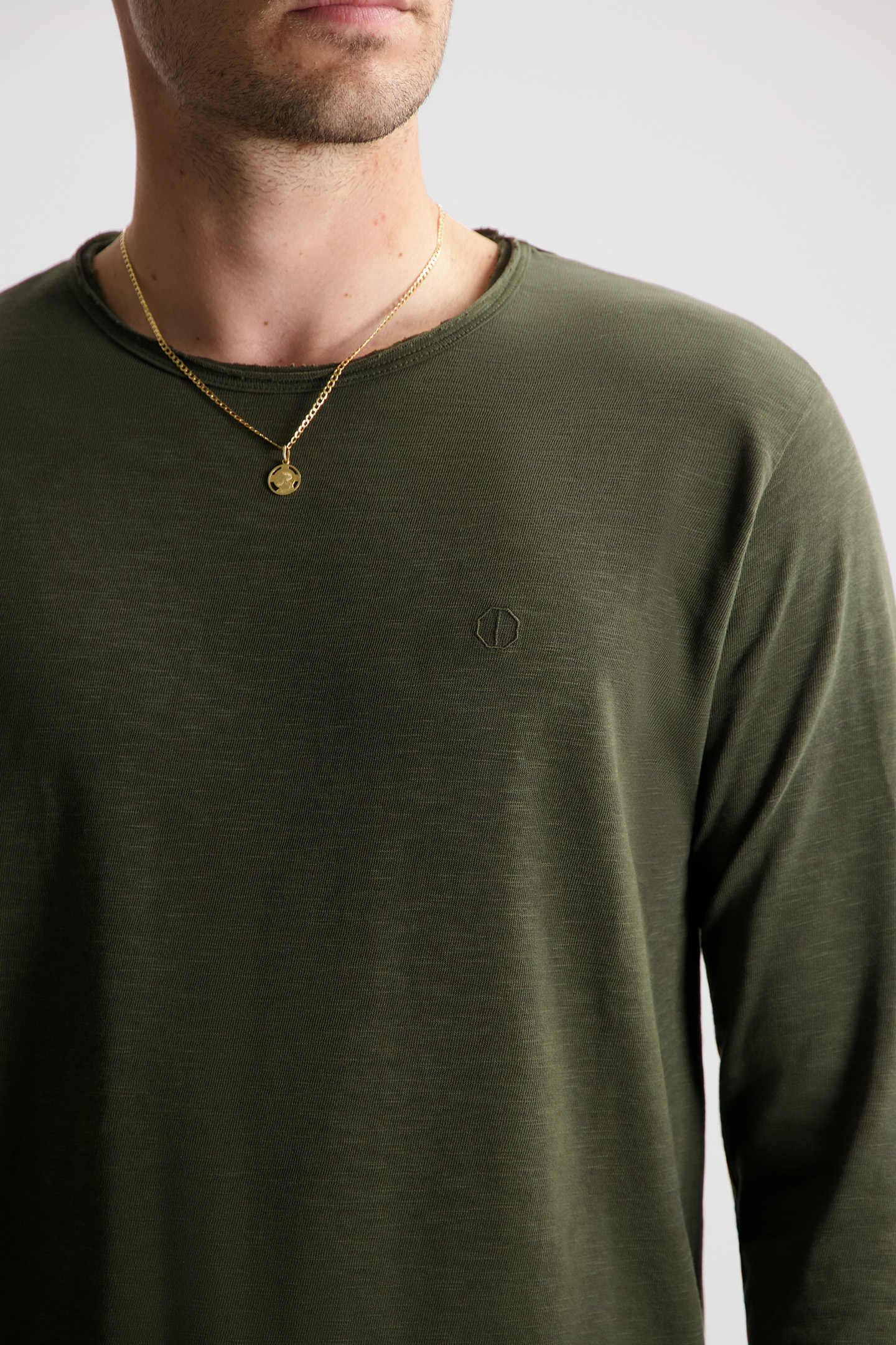 DS_NEWMAN CREWNECK DARK ARMY 5