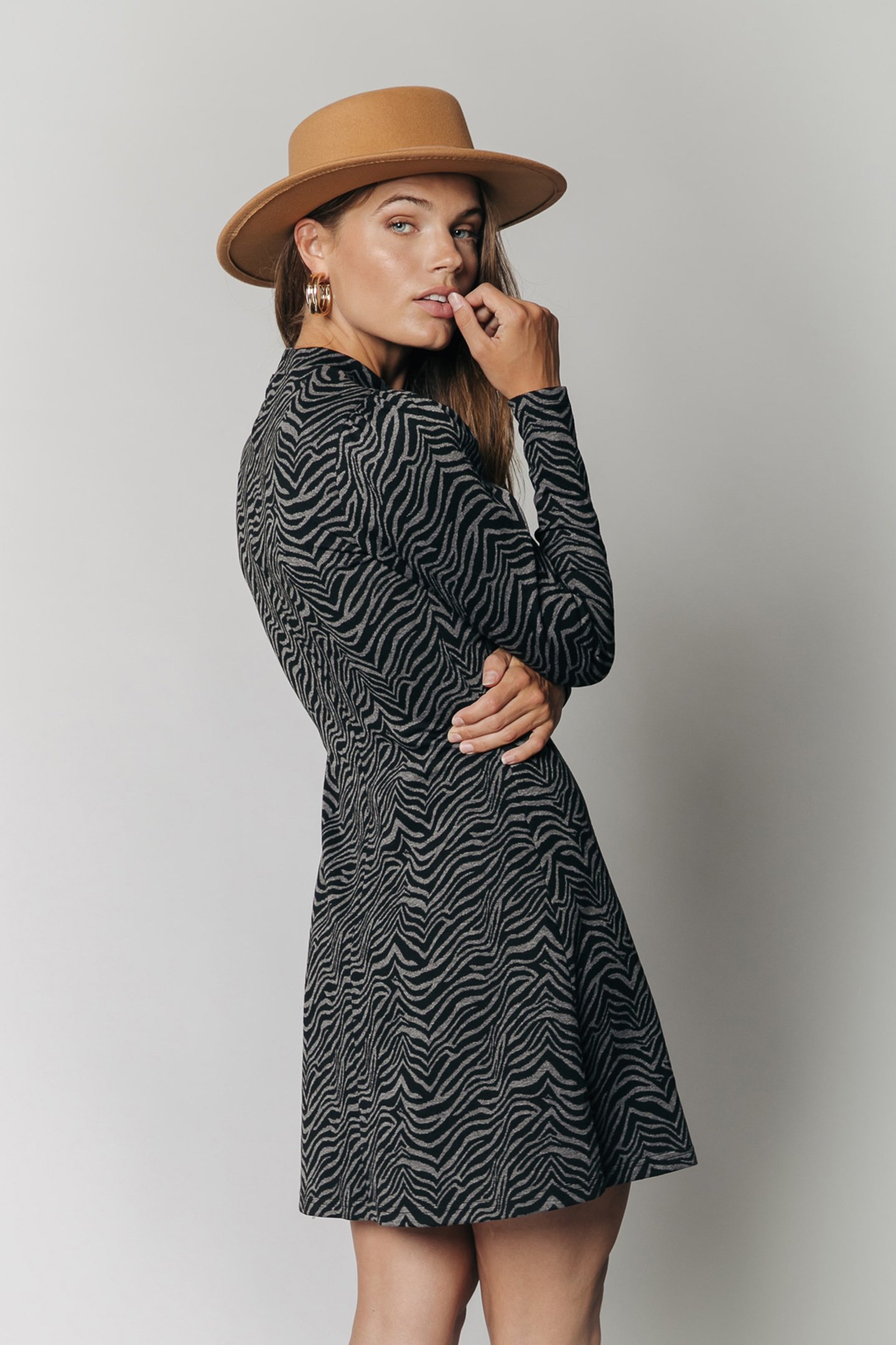 ROWAN JACQUARD ZEBRA MINI DRESS BLACK 2