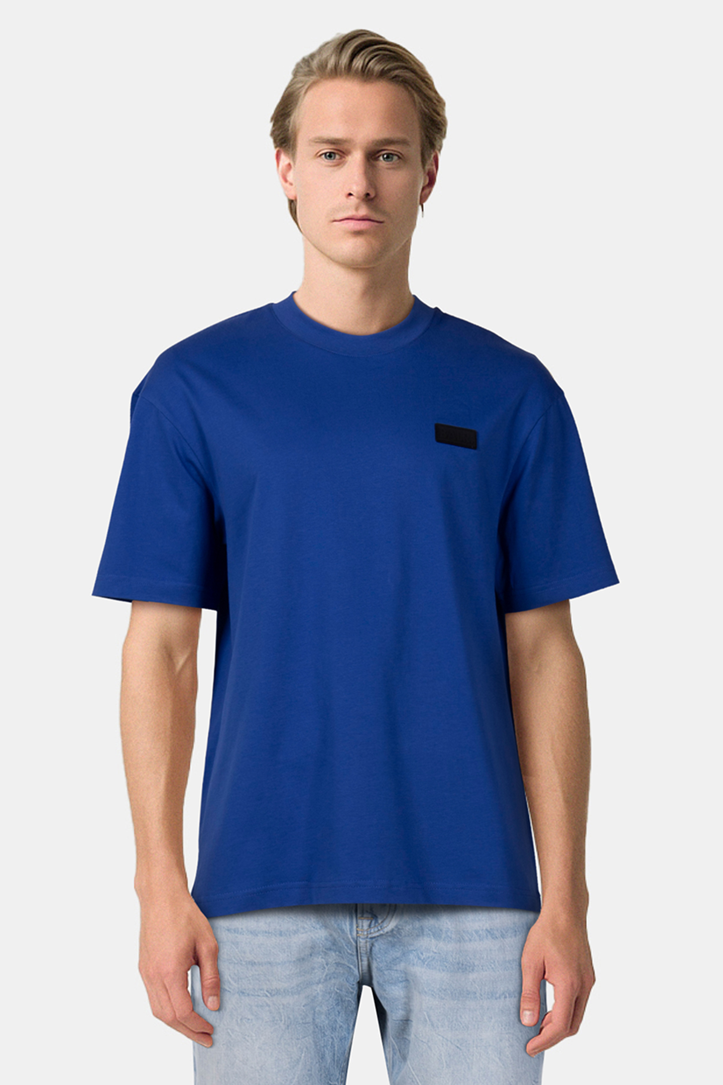 BALR. PATCH BOX FIT T-SHIRT SURF THE WEB 1
