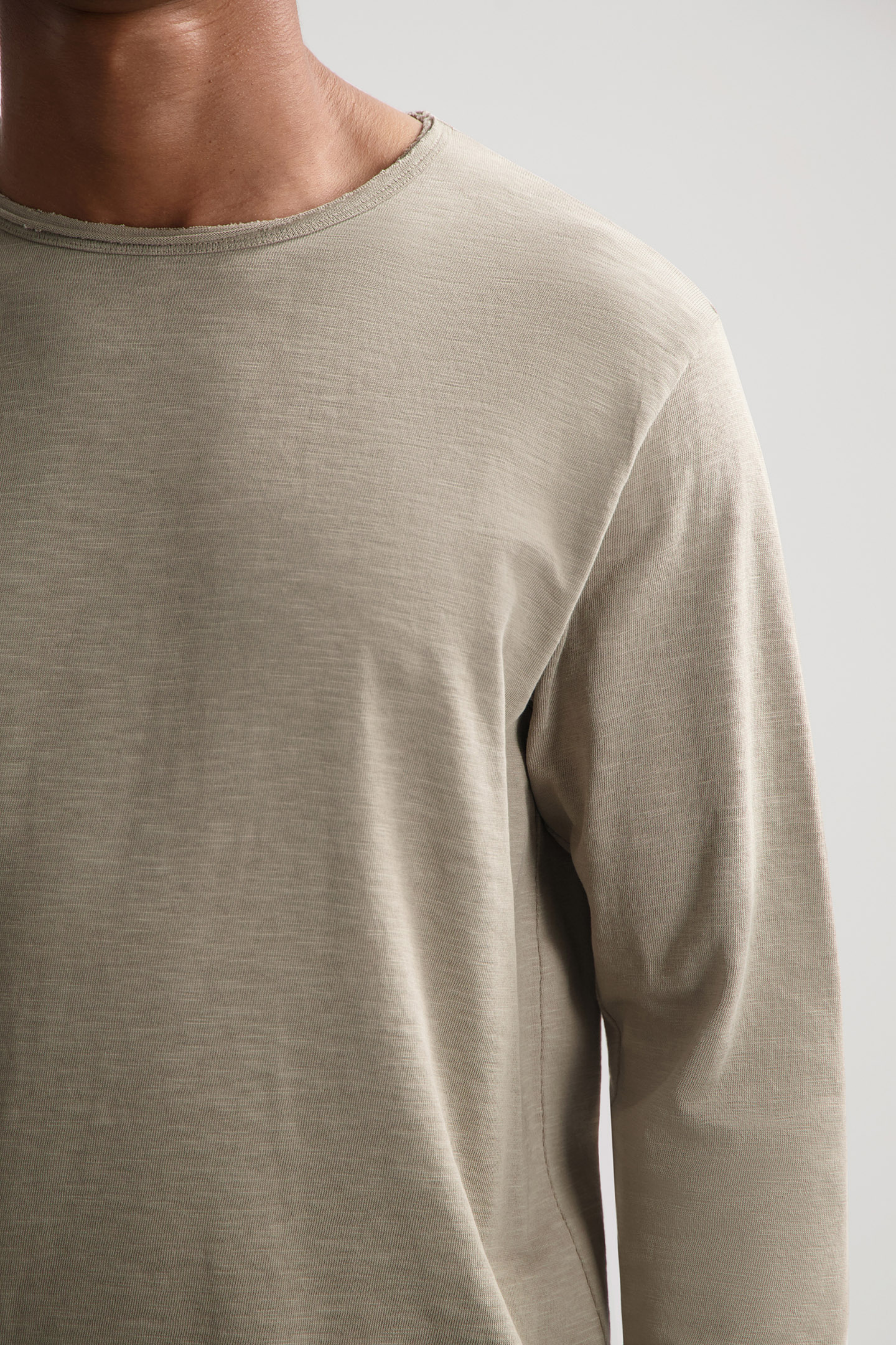 DS_NEWMAN CREWNECK VINTAGE KHAKI 5
