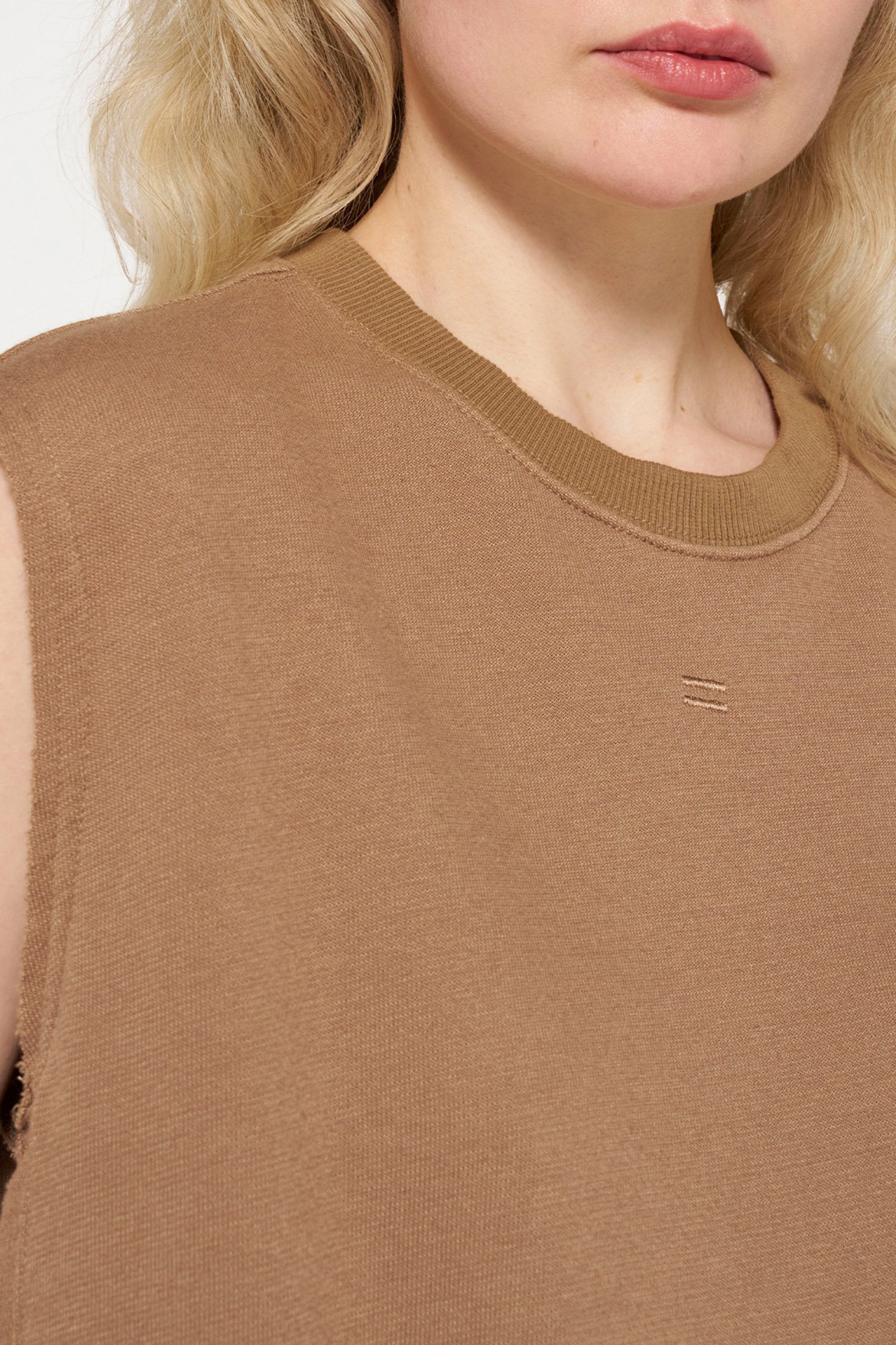 SLEEVELESS SWEATER CEDAR BROWN 6