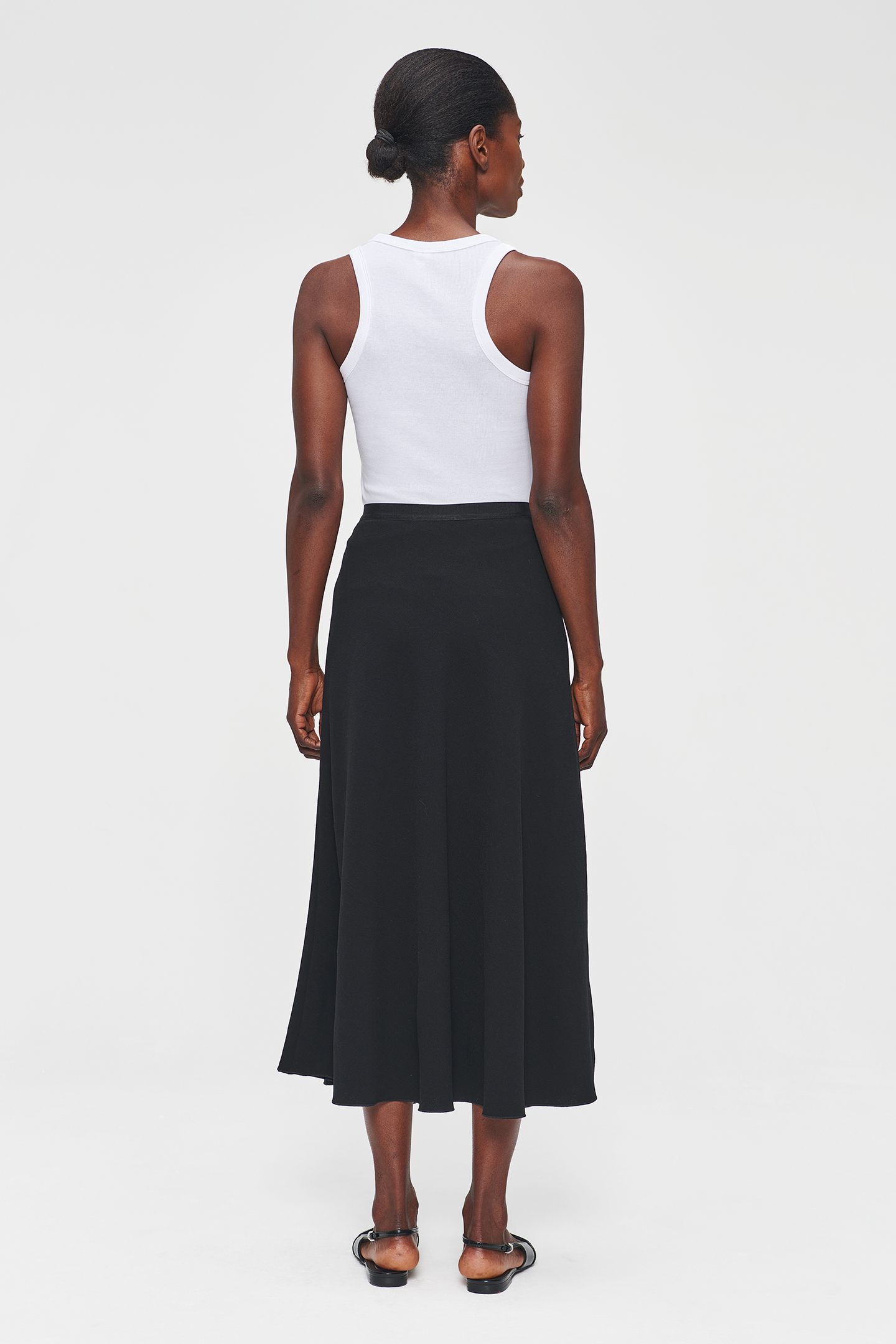 RECYCLED POLY SWAN SKIRT BLACK 4